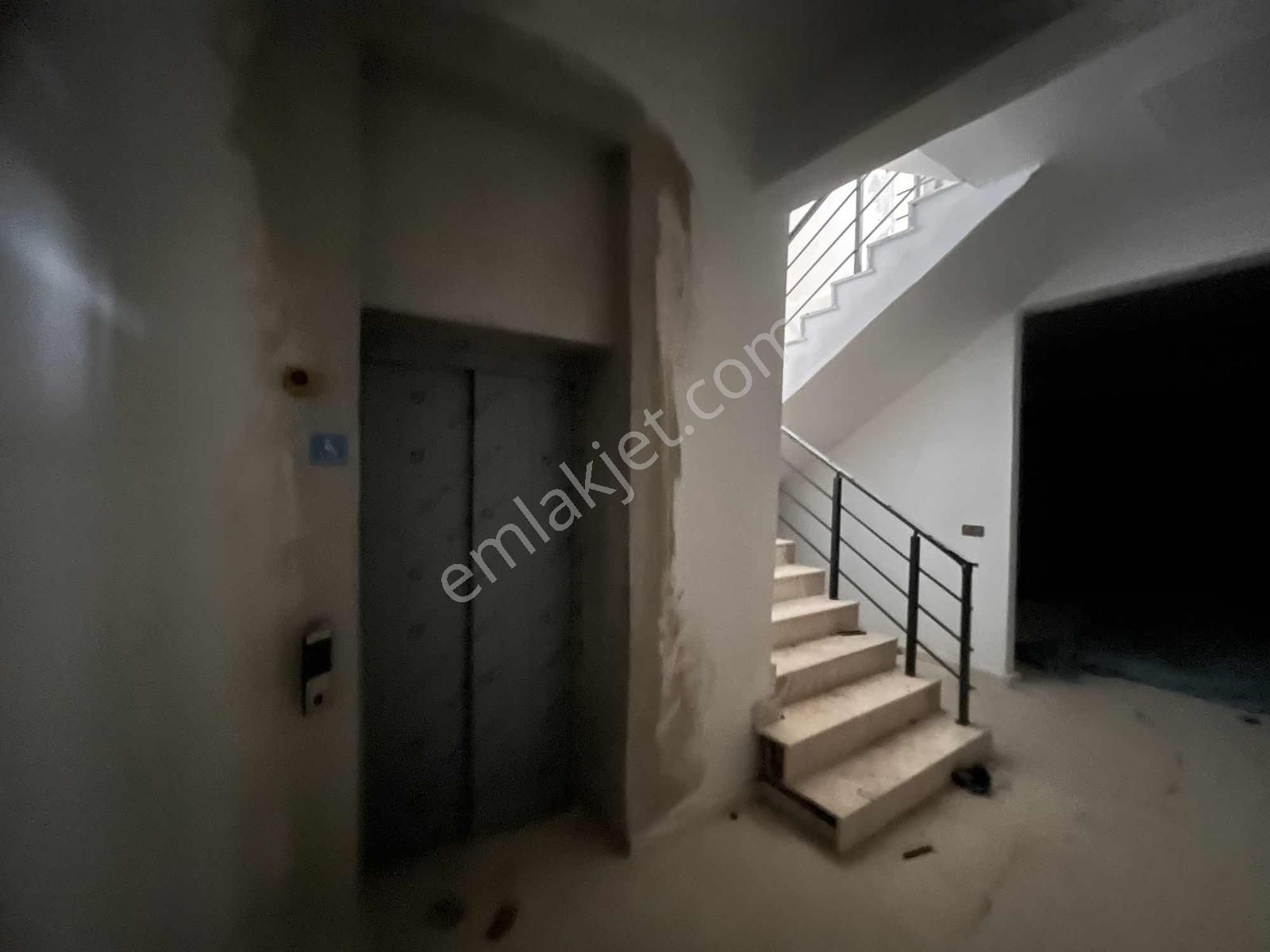 Karşıyaka Mah 3 Katlı Fırın Ruhsatlı Asansörlü Kiralık Dükkan - Görsel 16