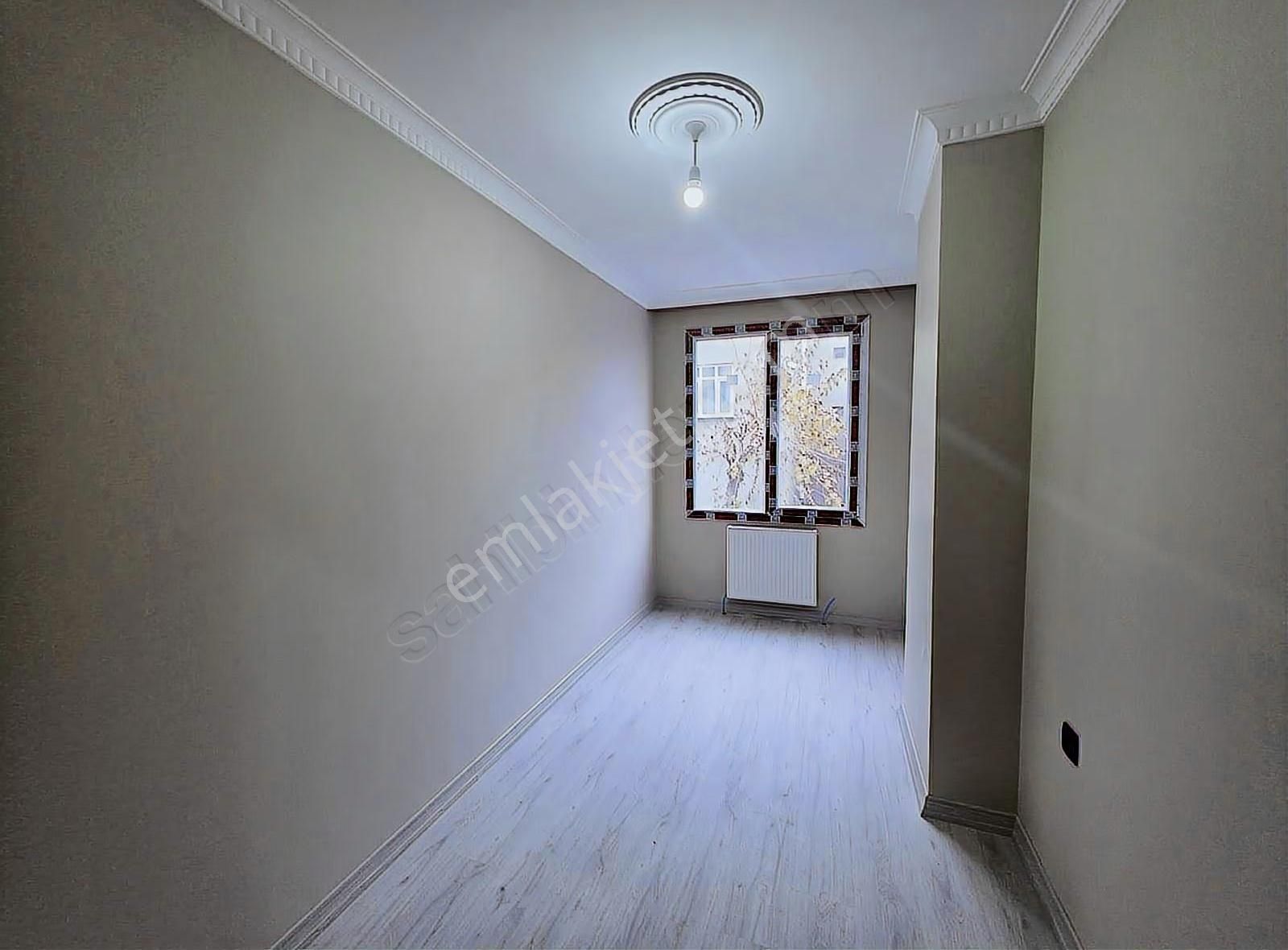 İkitelli Basınekspreste Malof Yakını Sıfır 2+1 Arakat Rezıdıns - Görsel 2