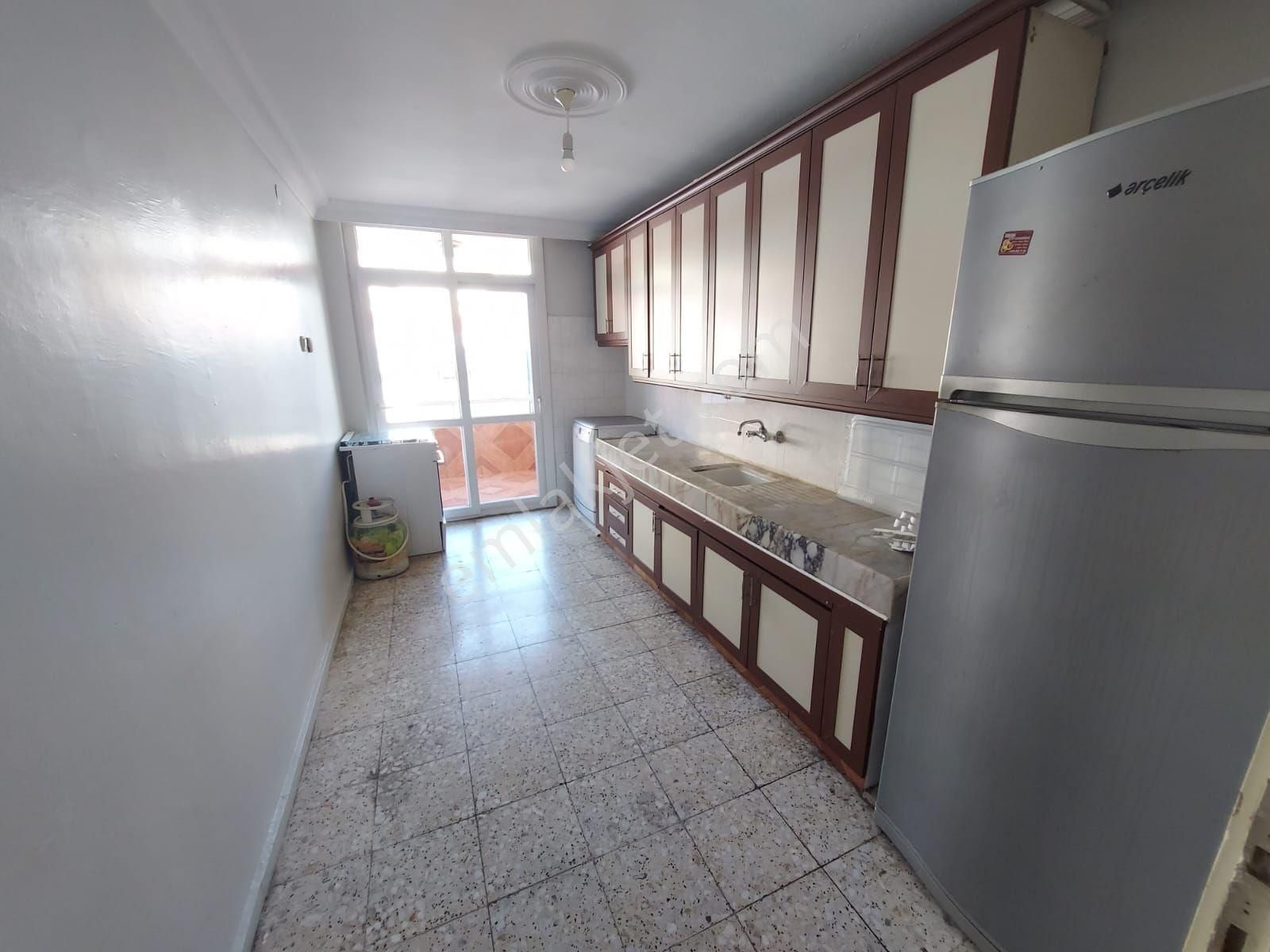 Yeşilyurt İbo Osman Bulvar Üzeri Alternatifsiz Cazip Kapalı Mutfaklı - Görsel 3