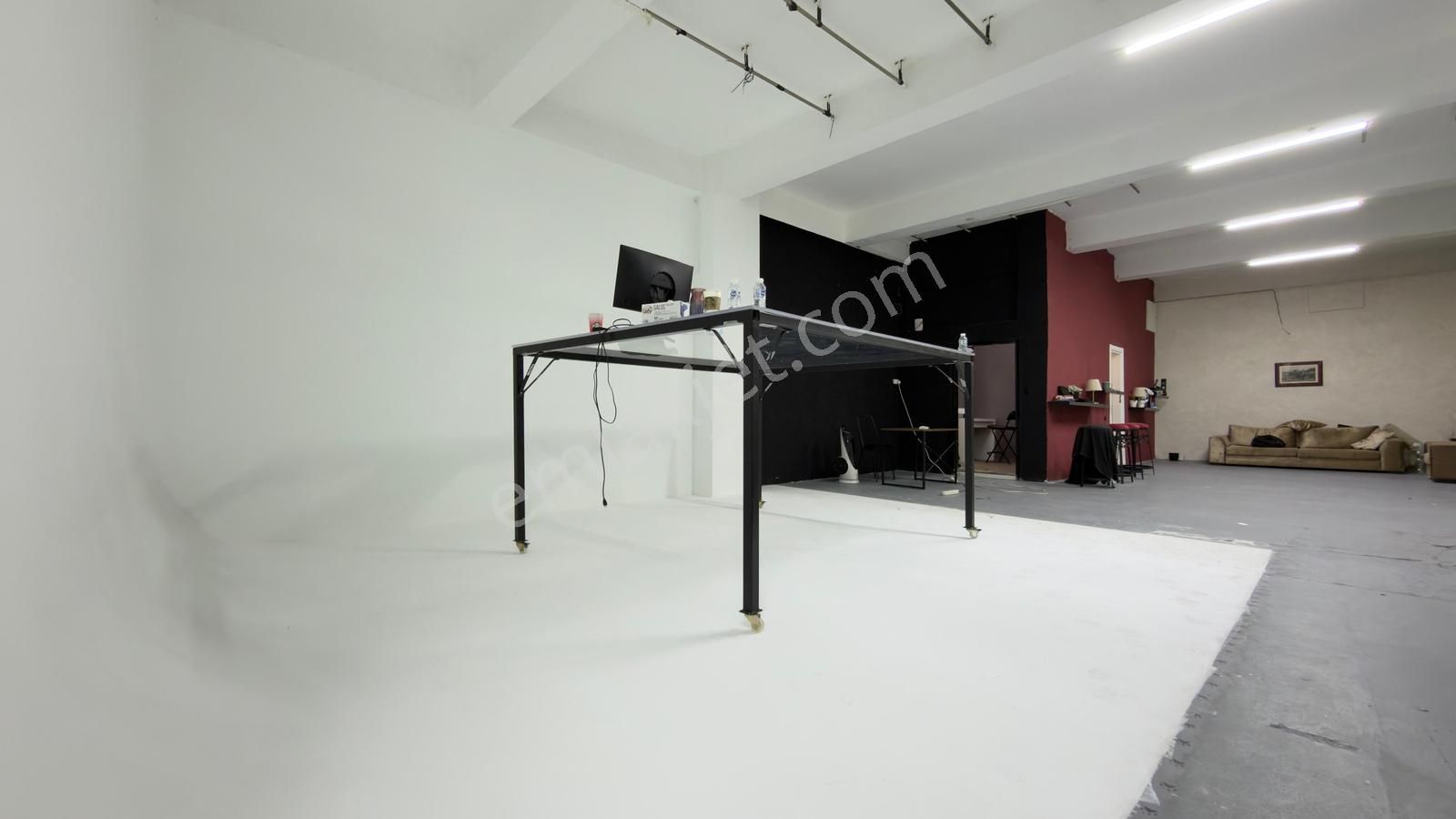 İlka'dan Merkezi Konumda 150m² Çok Amaçlı Kiralık Dükkan! - Görsel 5