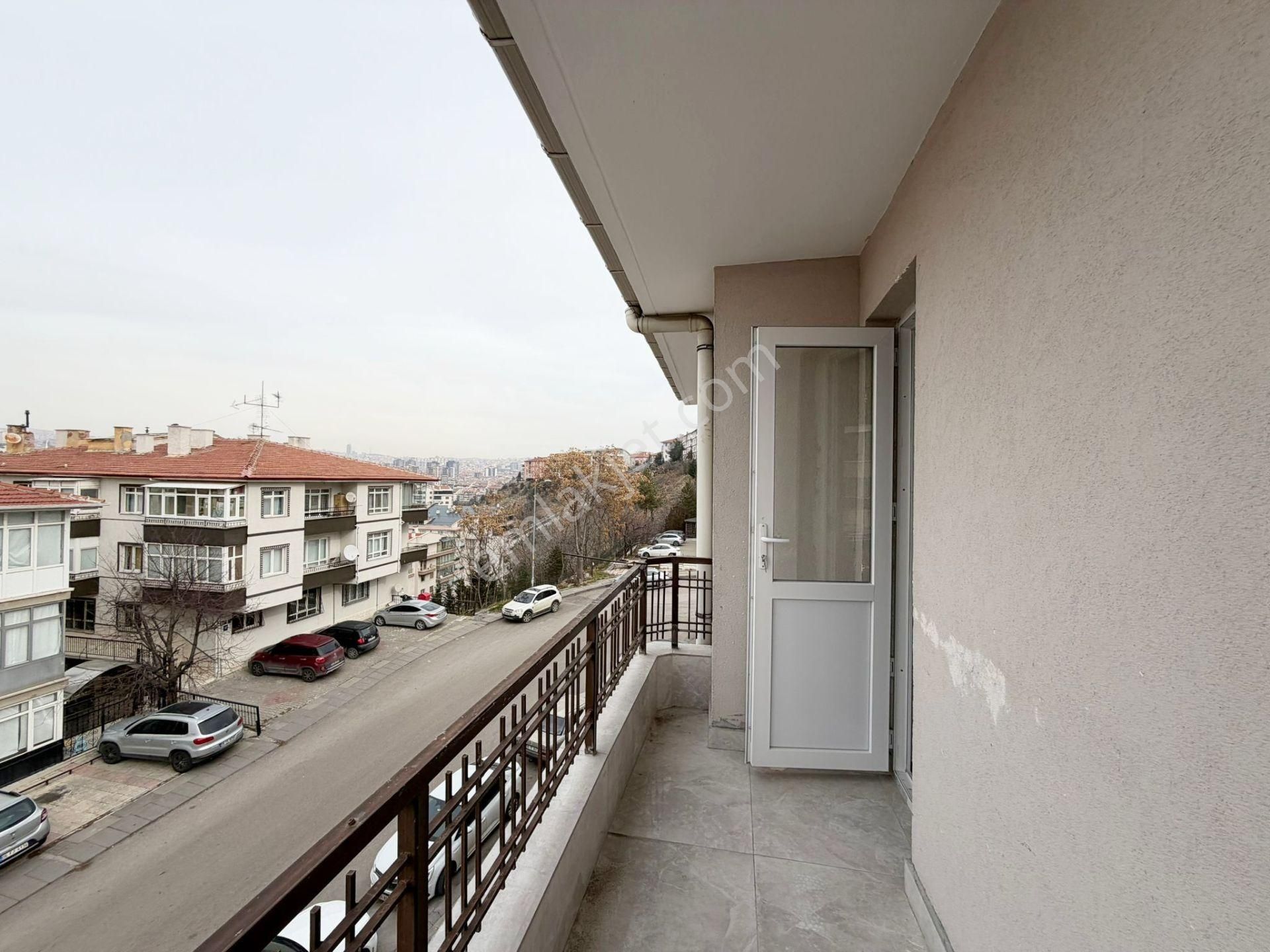 Öz'maşallah.dan Keçiörende Manzaralı Önü Açık Yapılı 3+1 - Görsel 30