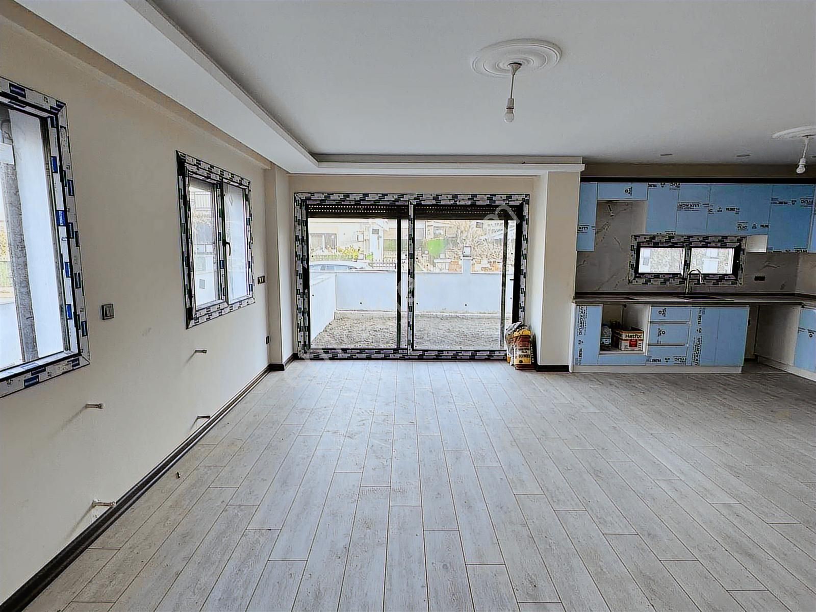 Seferihisar Çolakibrahim'de Sâkin Bölgede 3+1 Satılık Villa - Görsel 22