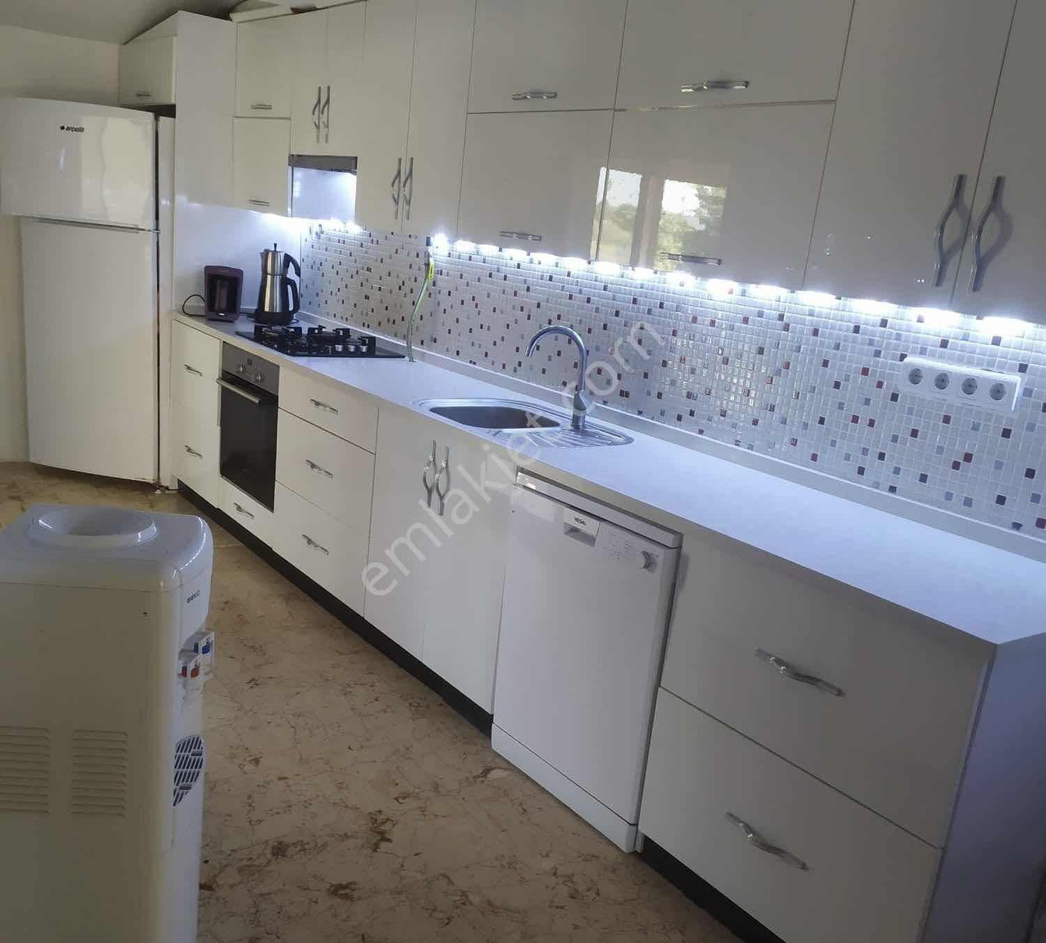 Akarcada Gözde Sitede Plaja 120 Metre Mesafede Satılık Yazlık - Görsel 10