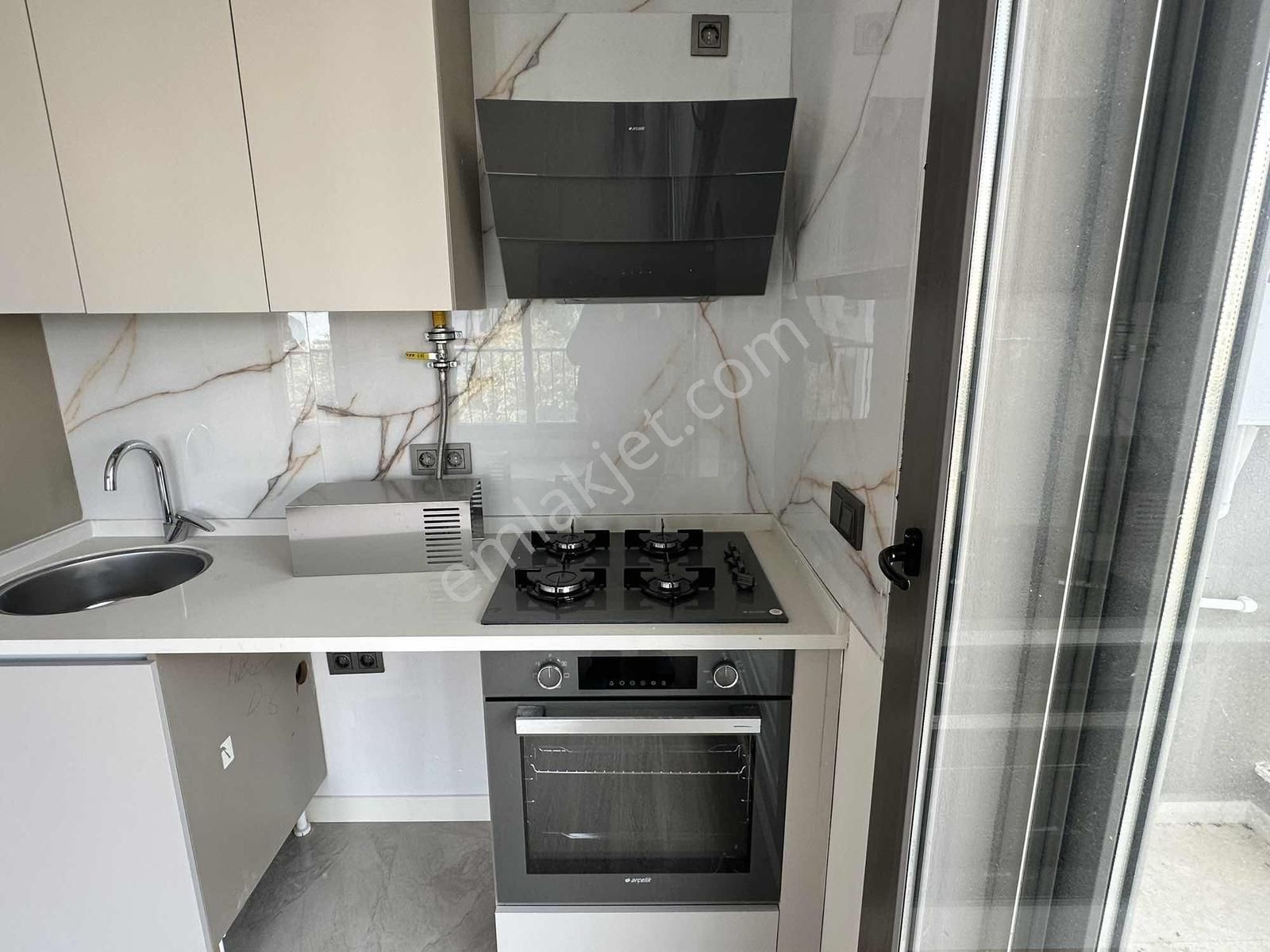 Seferihisar Camikebirde Site İçi Ebeveyn Banyolu Satılık Daire - Görsel 11