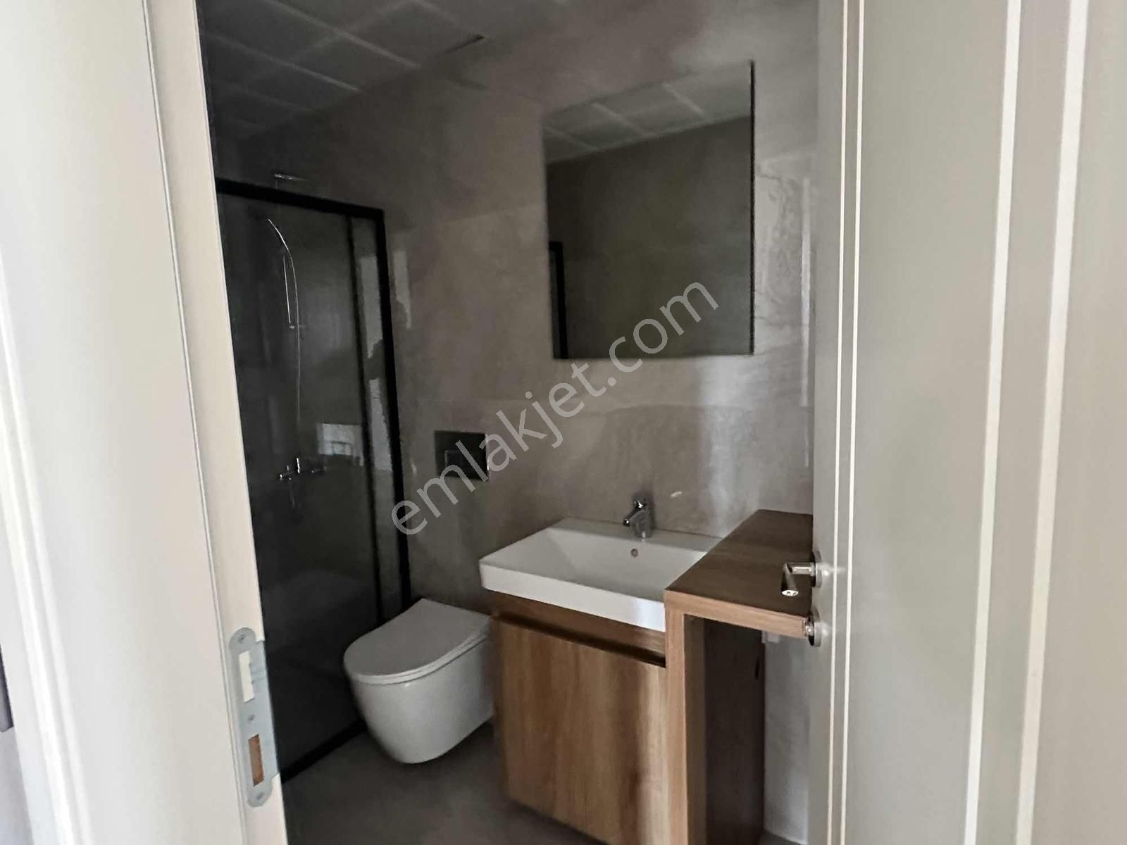 Seferihisar Camikebirde Site İçi Ebeveyn Banyolu Satılık Daire - Görsel 18