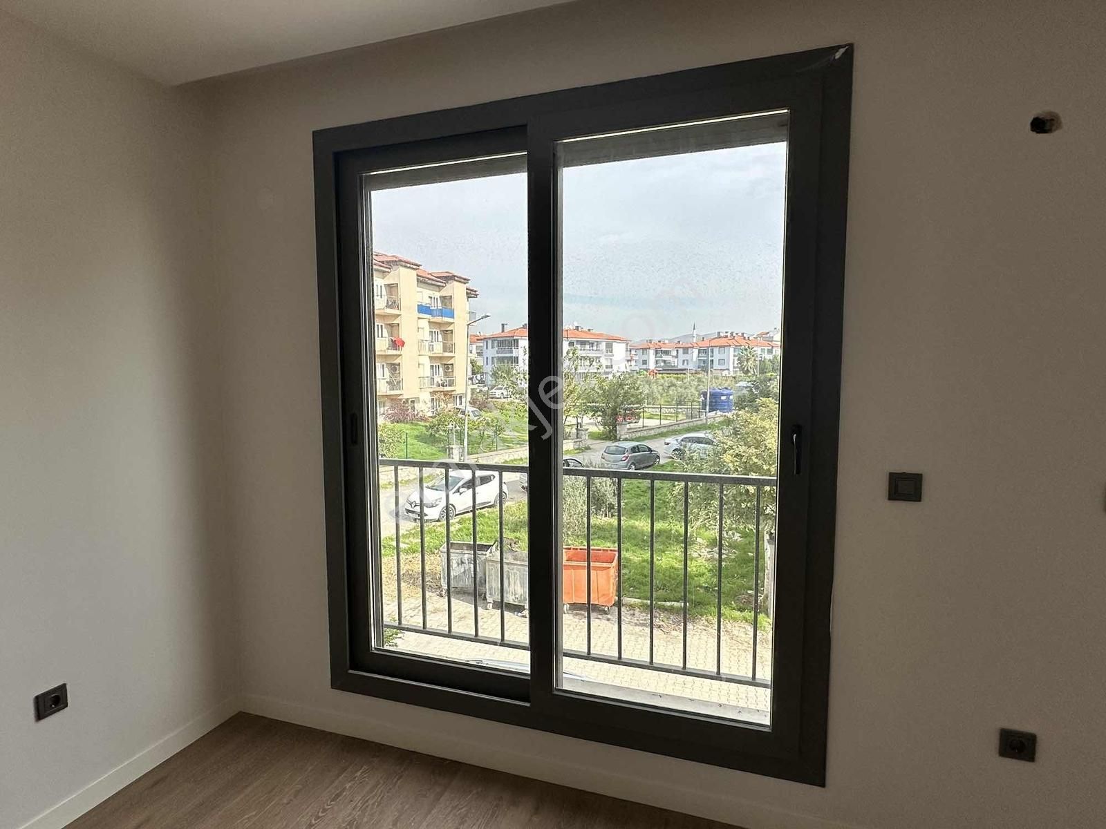 Seferihisar Camikebirde Site İçi Ebeveyn Banyolu Satılık Daire - Görsel 35