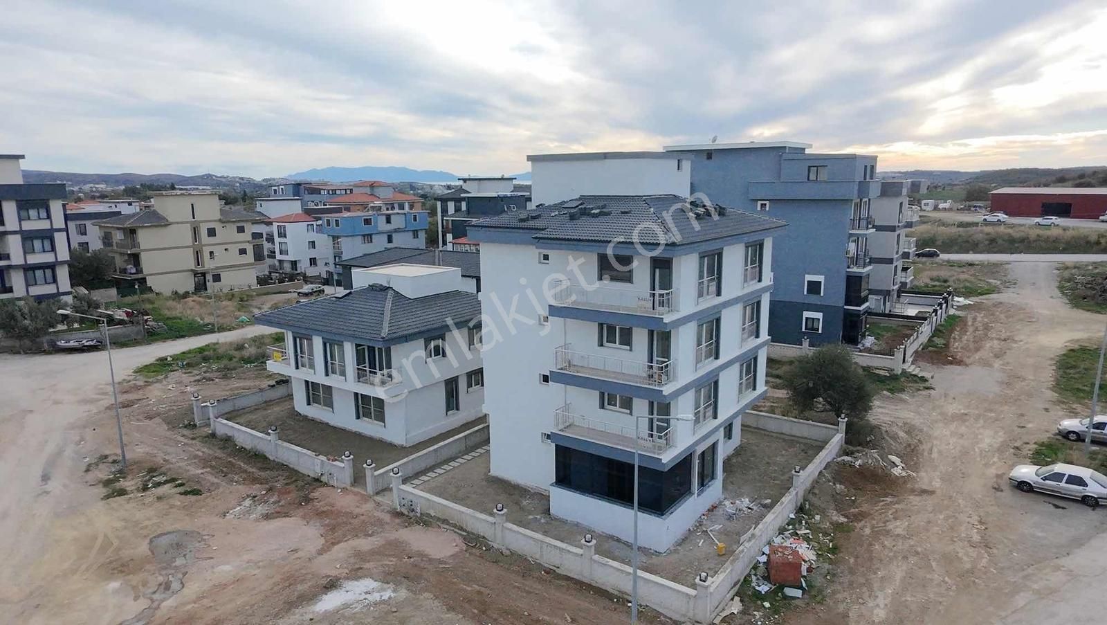 Seferihisar Camikebirde 1+1 Kiralık Daireler