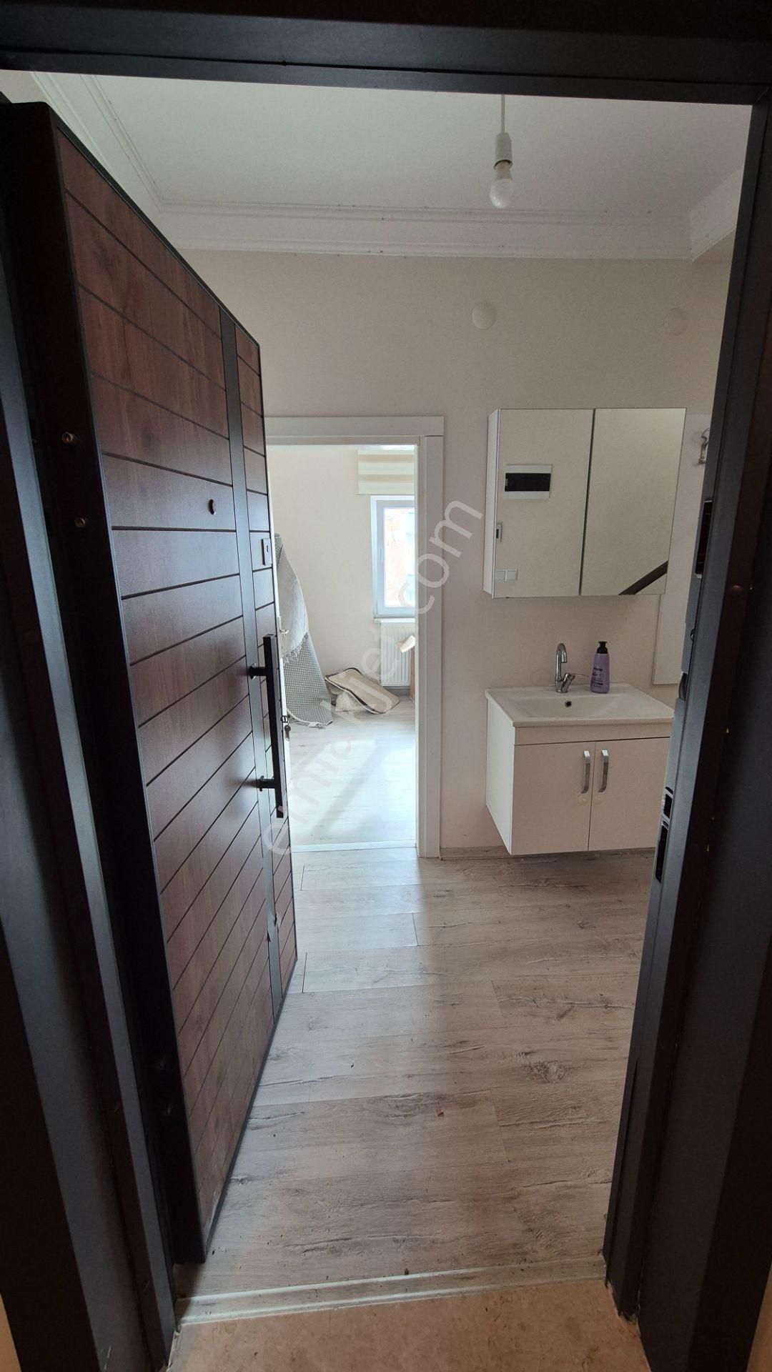 Egelimden Çarşı Merkezde Satılık Doğalgazlı 3+1 Teraslı Dubleks Fırsat Daire - Görsel 2