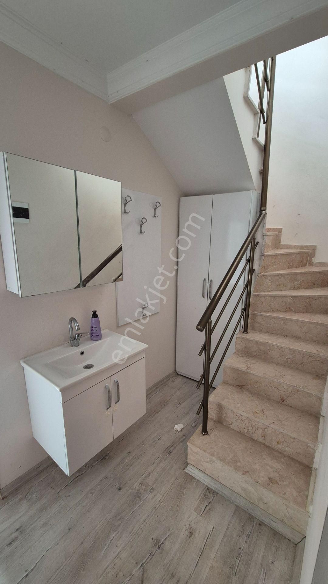 Egelimden Çarşı Merkezde Satılık Doğalgazlı 3+1 Teraslı Dubleks Fırsat Daire - Görsel 3