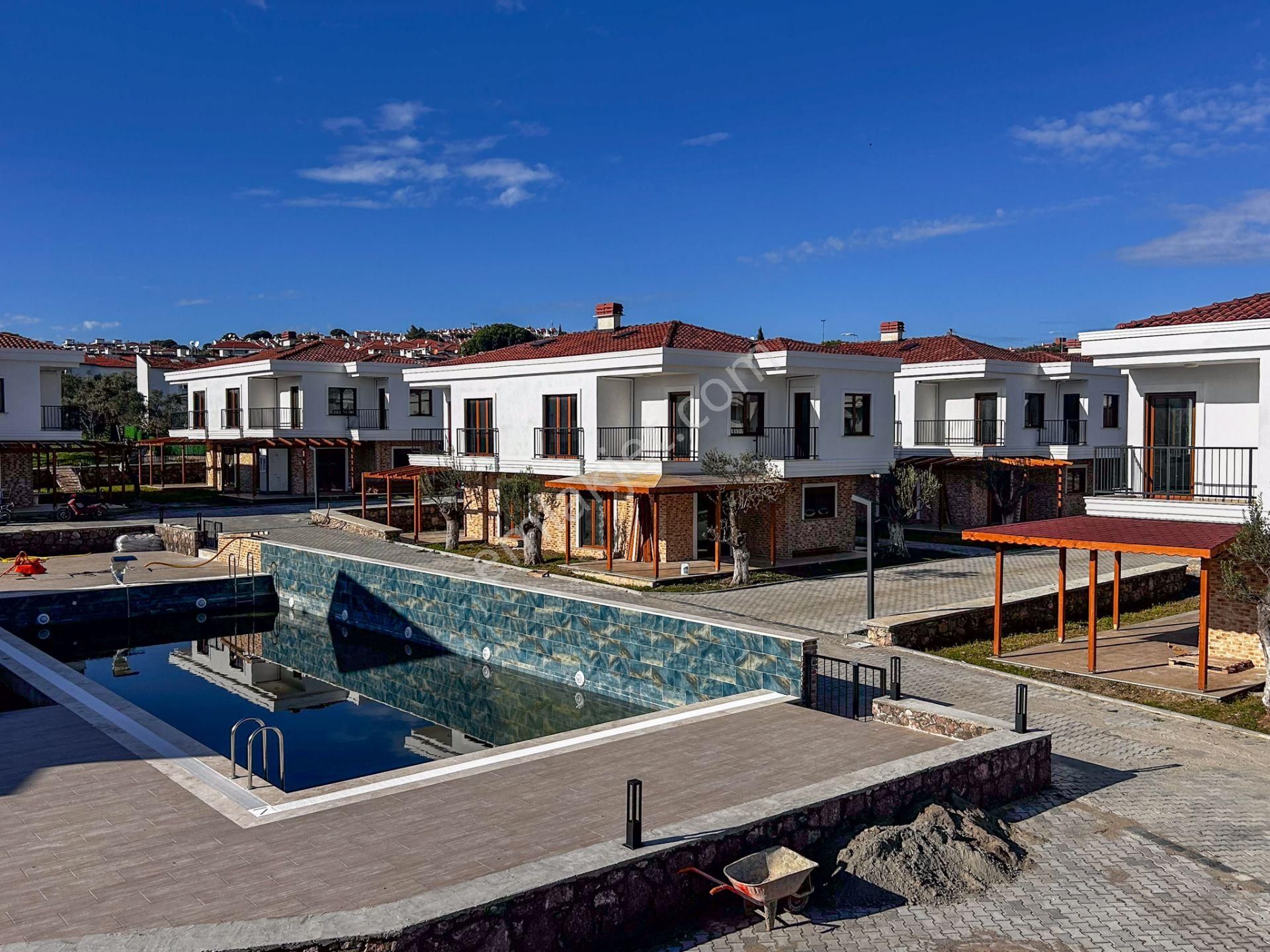 Gömeç İntaland Sevgi Köyü Taşevler Havuzlu Sitede 3+1 Dubleks Villa - Görsel 27