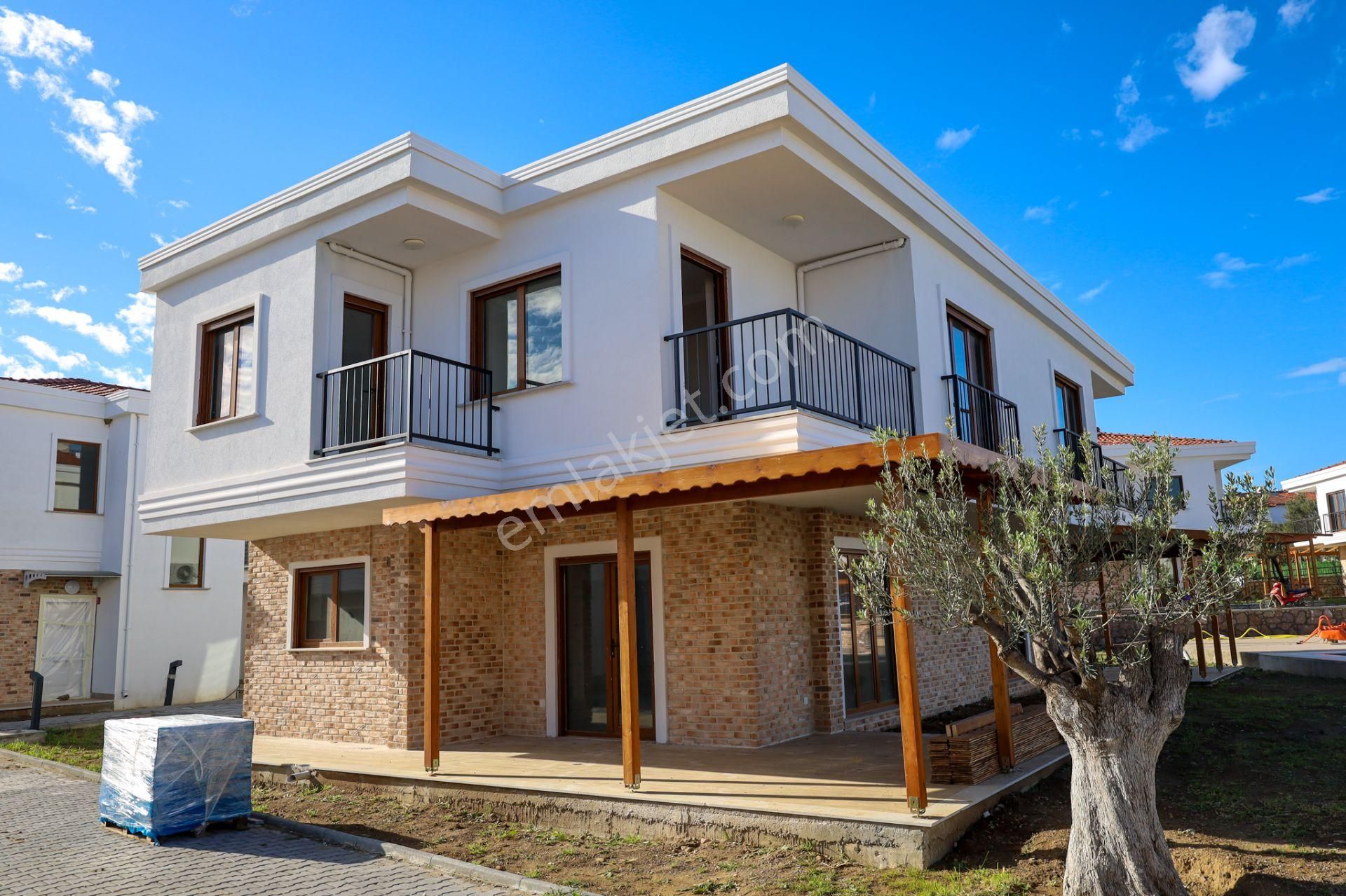 Gömeç İntaland Sevgi Köyü Taşevler Havuzlu Sitede 3+1 Dubleks Villa - Görsel 8