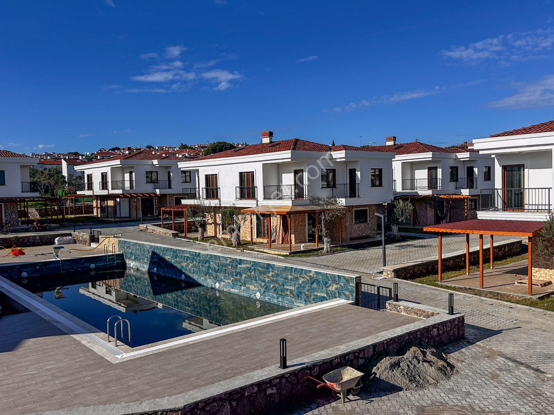 Gömeç İntaland Sevgi Köyü Taşevler Havuzlu Sitede 3+1 Dubleks Villa - Görsel 5