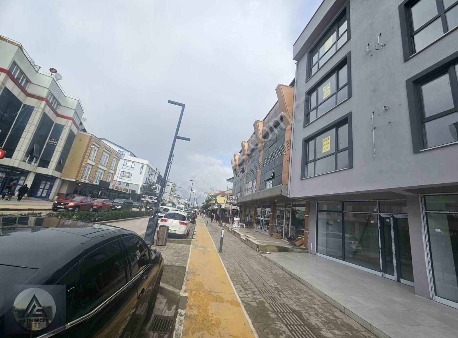 Altınova Merkez'de Cadde Üzeri Satılık Dubleksler - Görsel 14