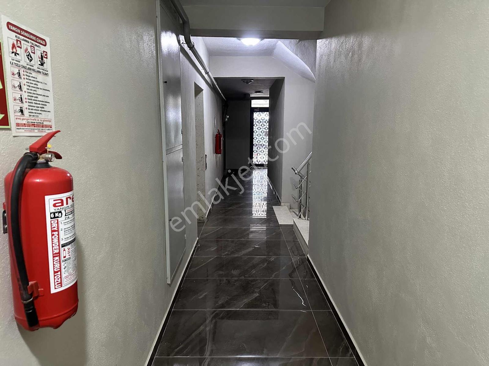 Camikebirde Site İçerisinde Havuzlu Ayrı Mutfaklı Satılık Daire - Görsel 26