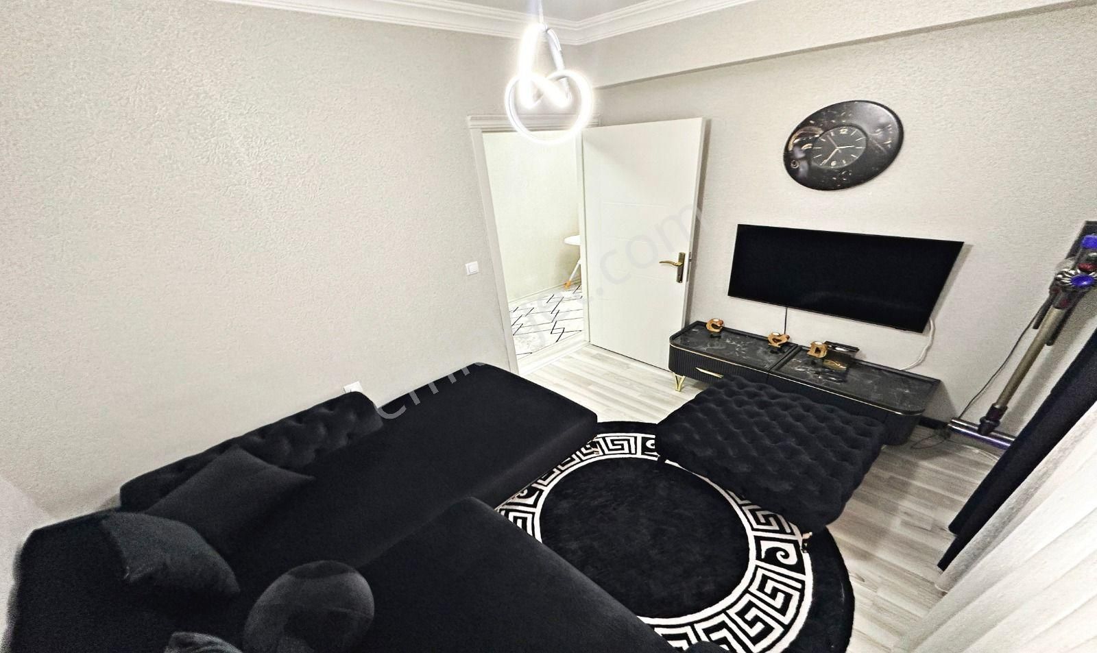 Ankara Keçiörende Katta Ful+ful Yapılı Asansörlü 5 Yıllık Bina - Görsel 9
