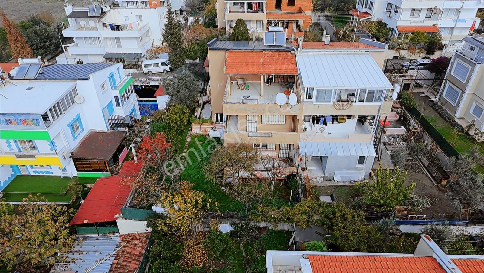 Seferihisar Çolakibrahimde Caddeye Yakın Geniş 7+1 Satılık Villa - Görsel 18