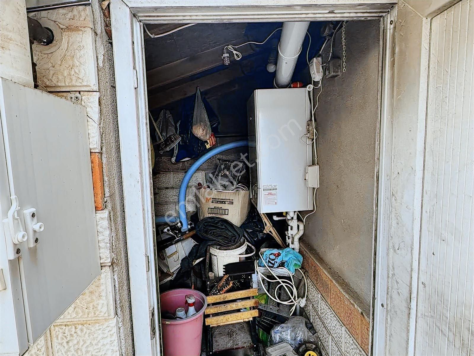 Seferihisar Çolakibrahimde Caddeye Yakın Geniş 7+1 Satılık Villa - Görsel 11