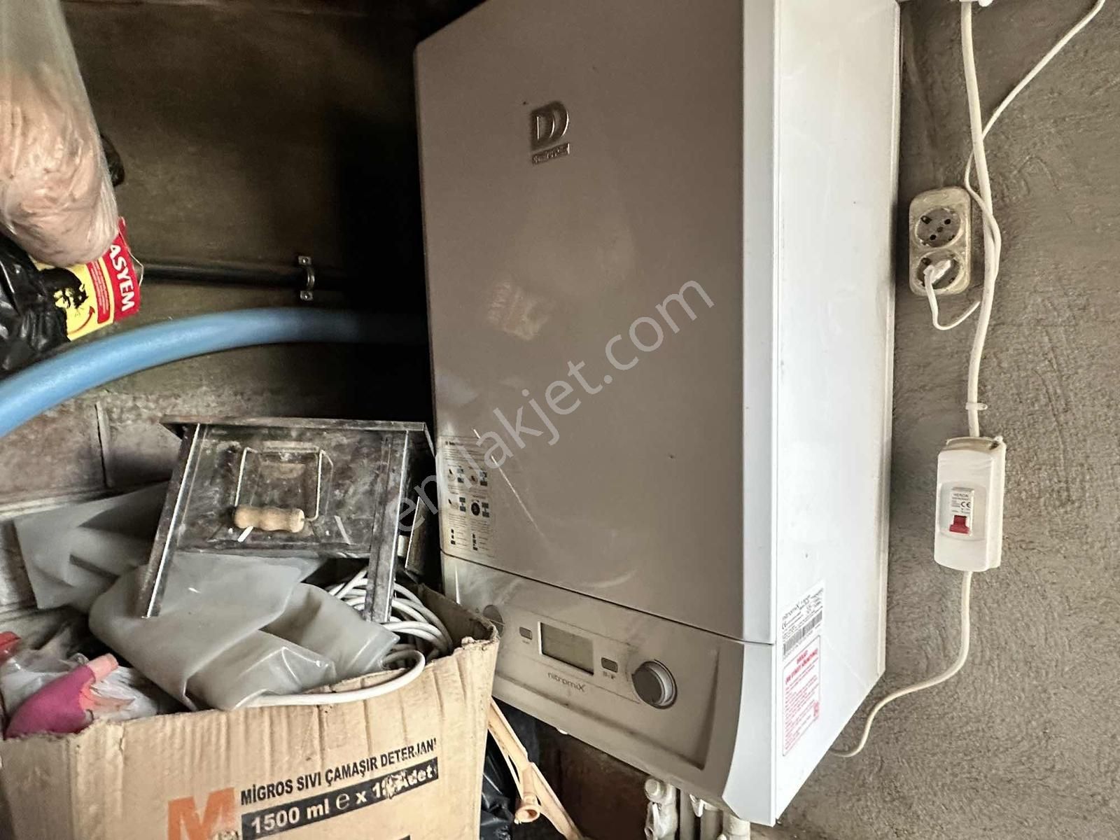 Seferihisar Çolakibrahimde Caddeye Yakın Geniş 7+1 Satılık Villa - Görsel 21