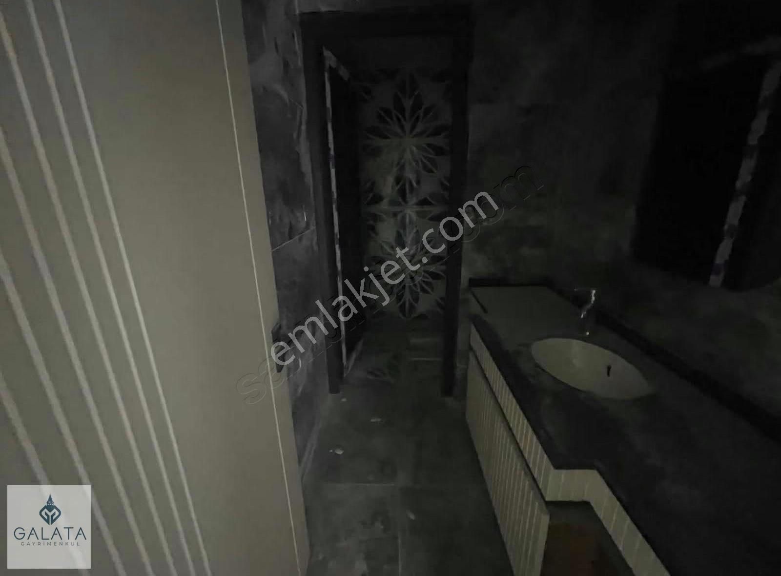 Galata Gayrimenkul'den Kubat Sitesi Satlık Lüks 5 Odalı Daire - Görsel 18