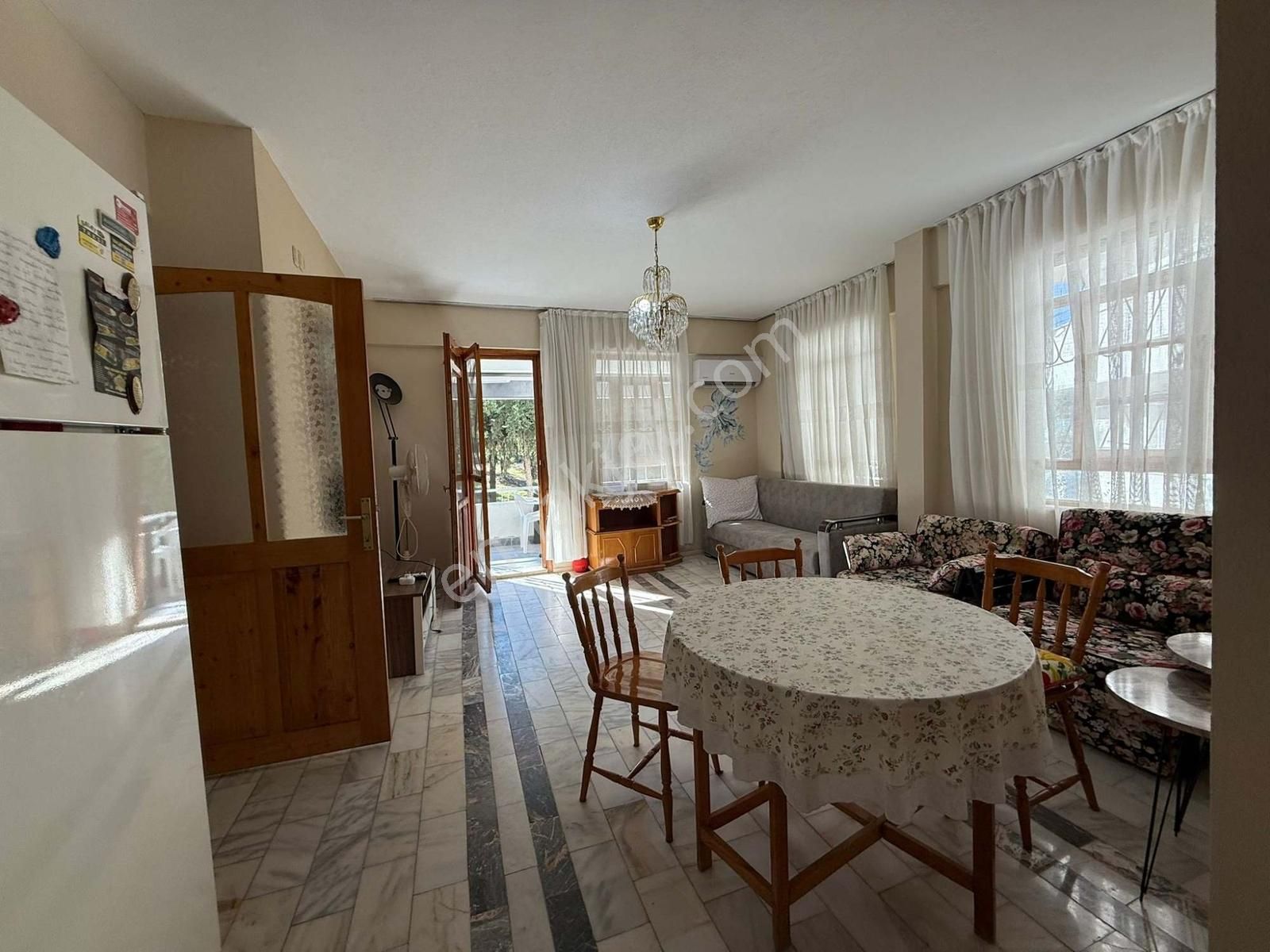 Altınkum Mah'nde Denızle Arasında Sadece Küçük Bır Koru Bulunan - Görsel 4