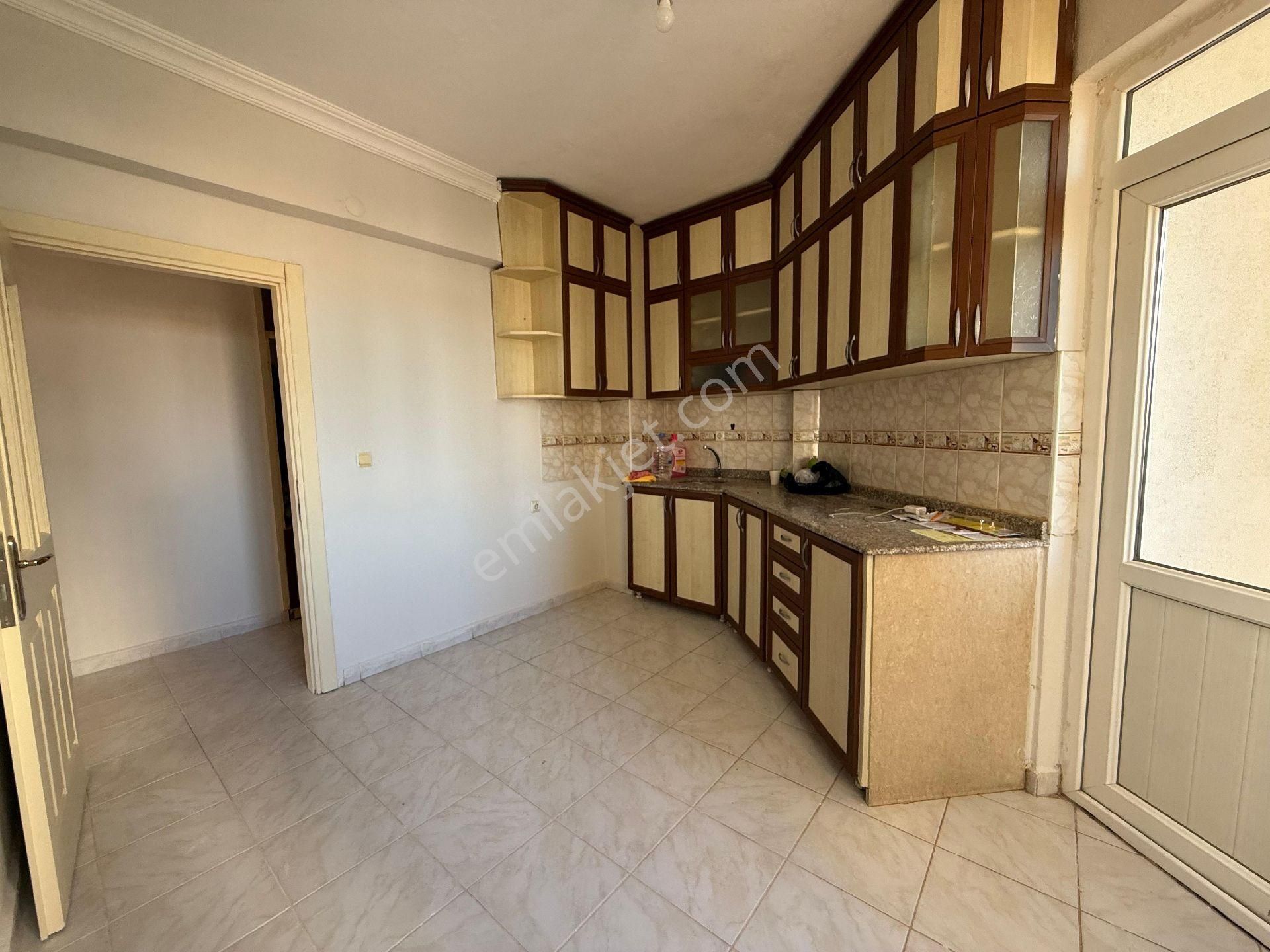 Antalya Muratpaşa Kızılarık Mah 2+1 Asansörlü Ara Katta Site İçinde - Görsel 14