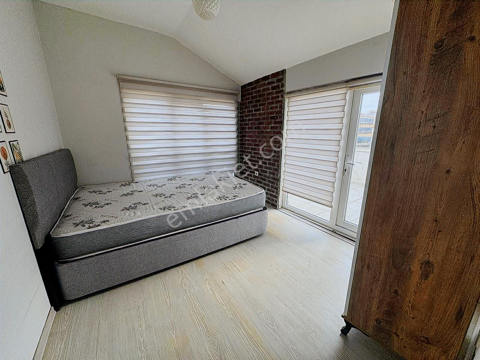 Görüklede Abonelikleri Açık Klimalı Teraslı 2+1 Kiralık Daire - Görsel 2