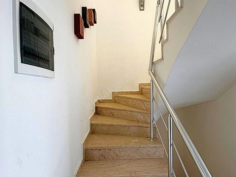Muğla Milas'ta Satılık Özel Bahçeli Özel Havuzlu Tam Müstakil Villa - Görsel 12