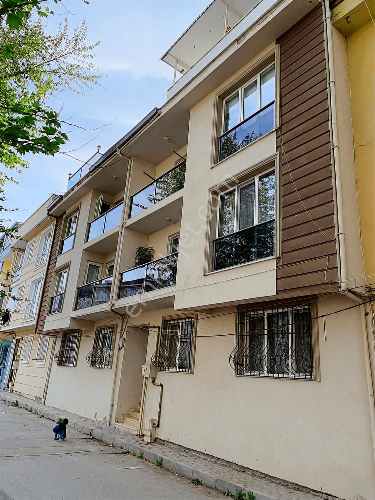 Gürsu İstiklal Mahallesın'de Satılık Dubleks 3+1 Daire