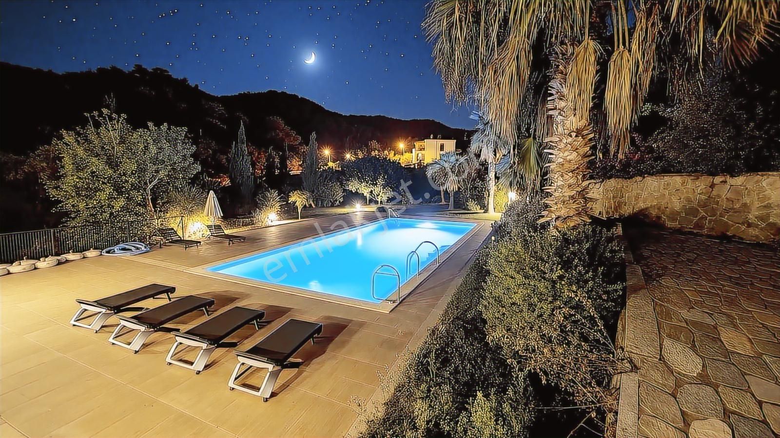 Bodrum Dirmil'de Deniz Manzaralı Ayrı Tapulu Hizmetli Evli Villa - Görsel 17