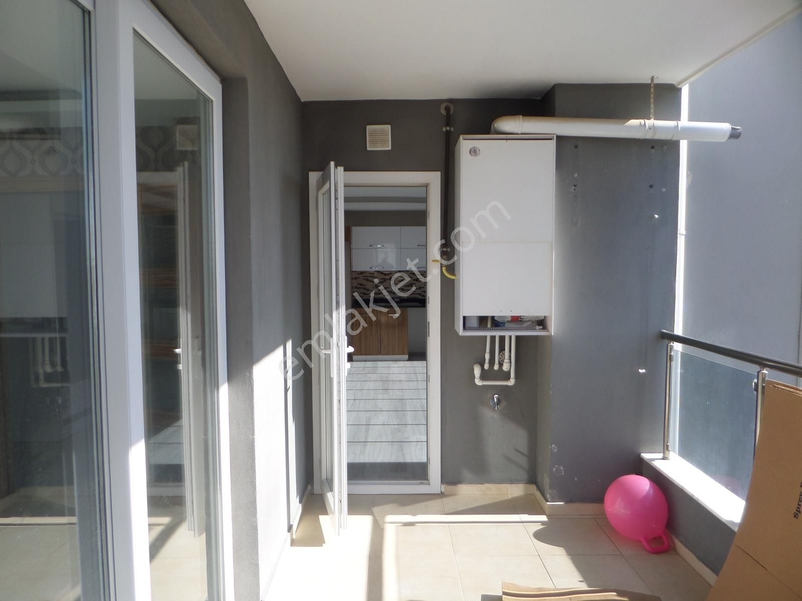 100.yılda,3+1,açık Mutfak,doğalgazlı,çift Banyo,kiralık Daire - Görsel 13