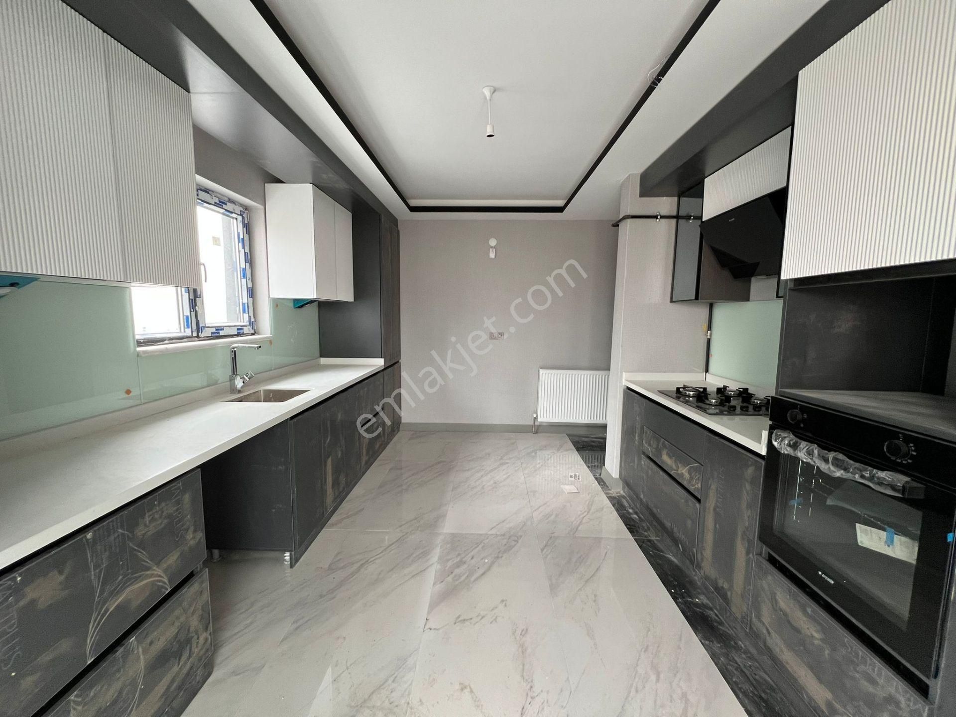 Koza Emlak'tan Mevlana Mahalesinde Melisa Garden'dan Ara Katta 3+1 Satılık Dairee - Görsel 4