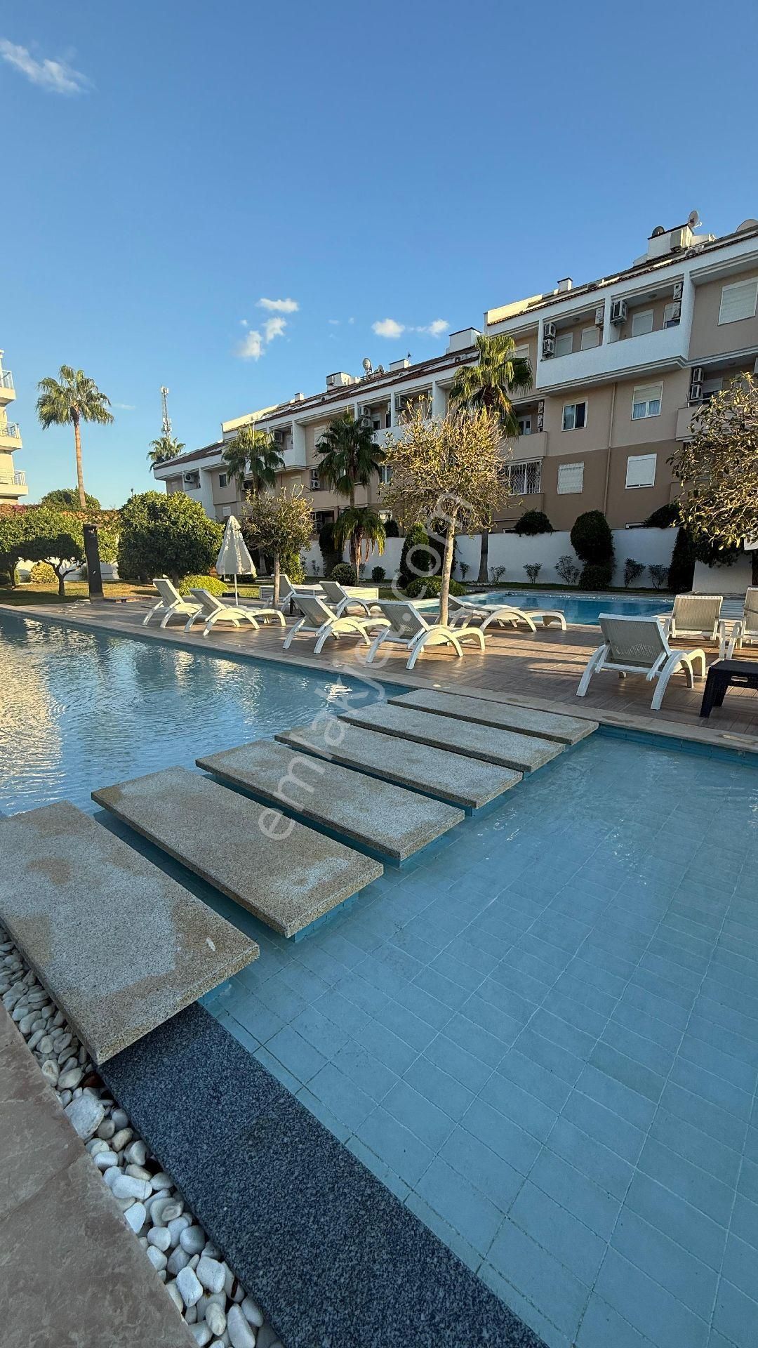 Side Site İçerisinde Full Eşyaları İle Birlikte Satılık Villa Tipi Yazlık - Görsel 2