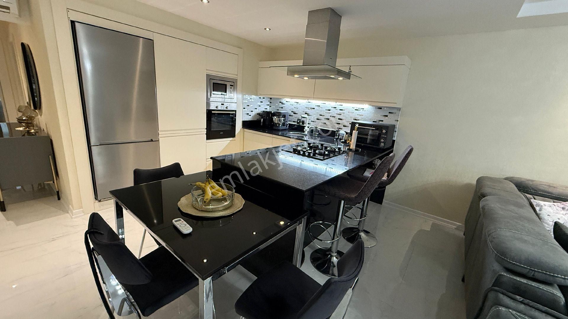 Side Site İçerisinde Full Eşyaları İle Birlikte Satılık Villa Tipi Yazlık - Görsel 13