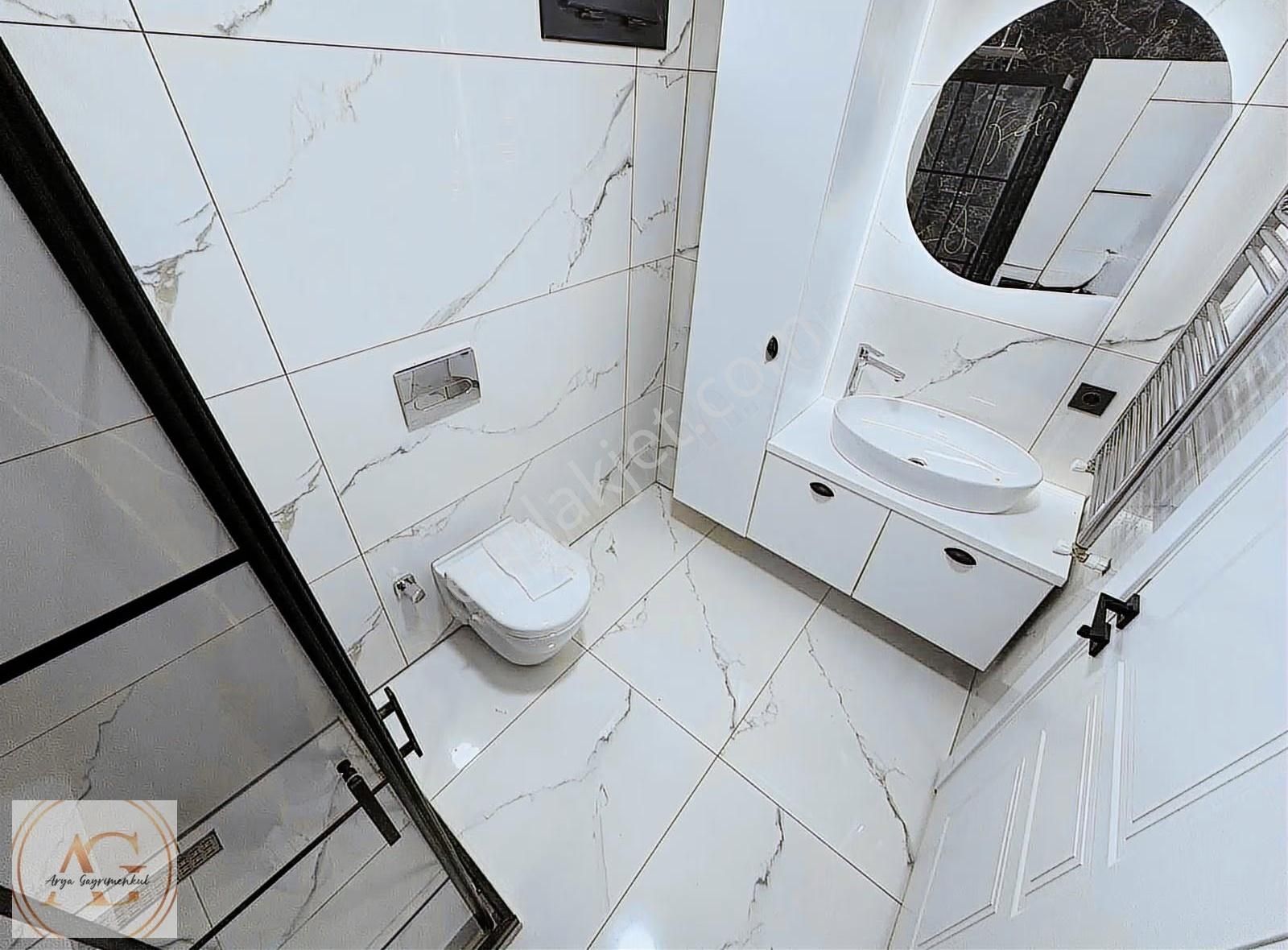 Arya'dan Güre'de Şık Tasarımlı Denize Yakın 4+1 Lüks Villa - Görsel 7