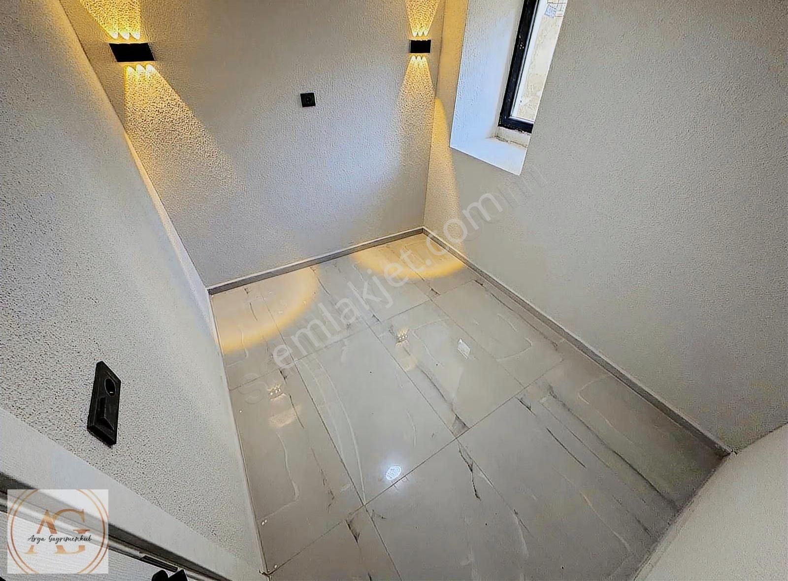 Arya'dan Kızılkeçili Köyün'de Bahçeli Dubleks Ev - Görsel 20