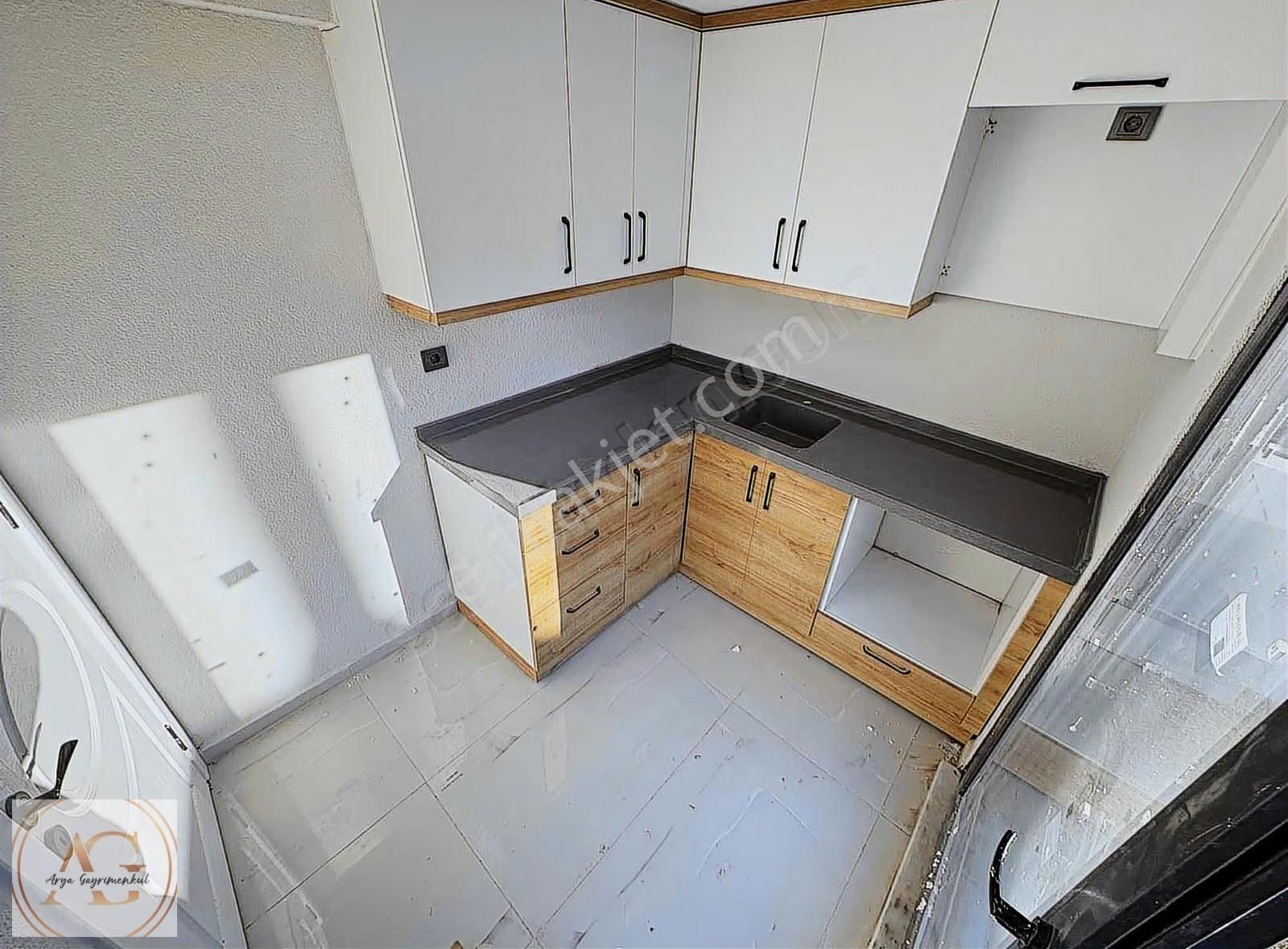 Arya'dan Kızılkeçili Köyün'de Bahçeli Dubleks Ev - Görsel 7