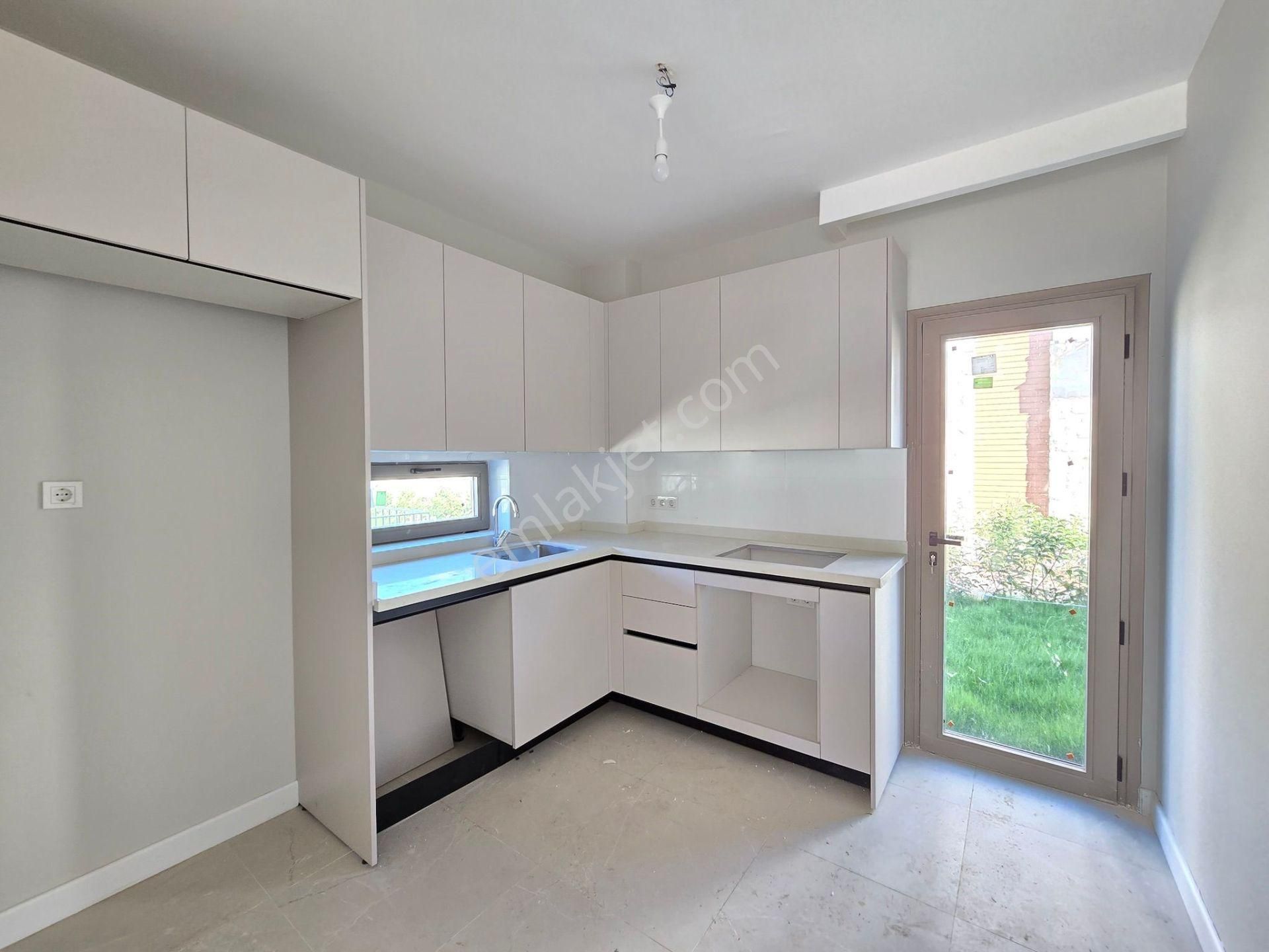 Agr Group'tan Dereköy'de Satılık 2+1 Müstakil Bahçeli Daireler - Görsel 18