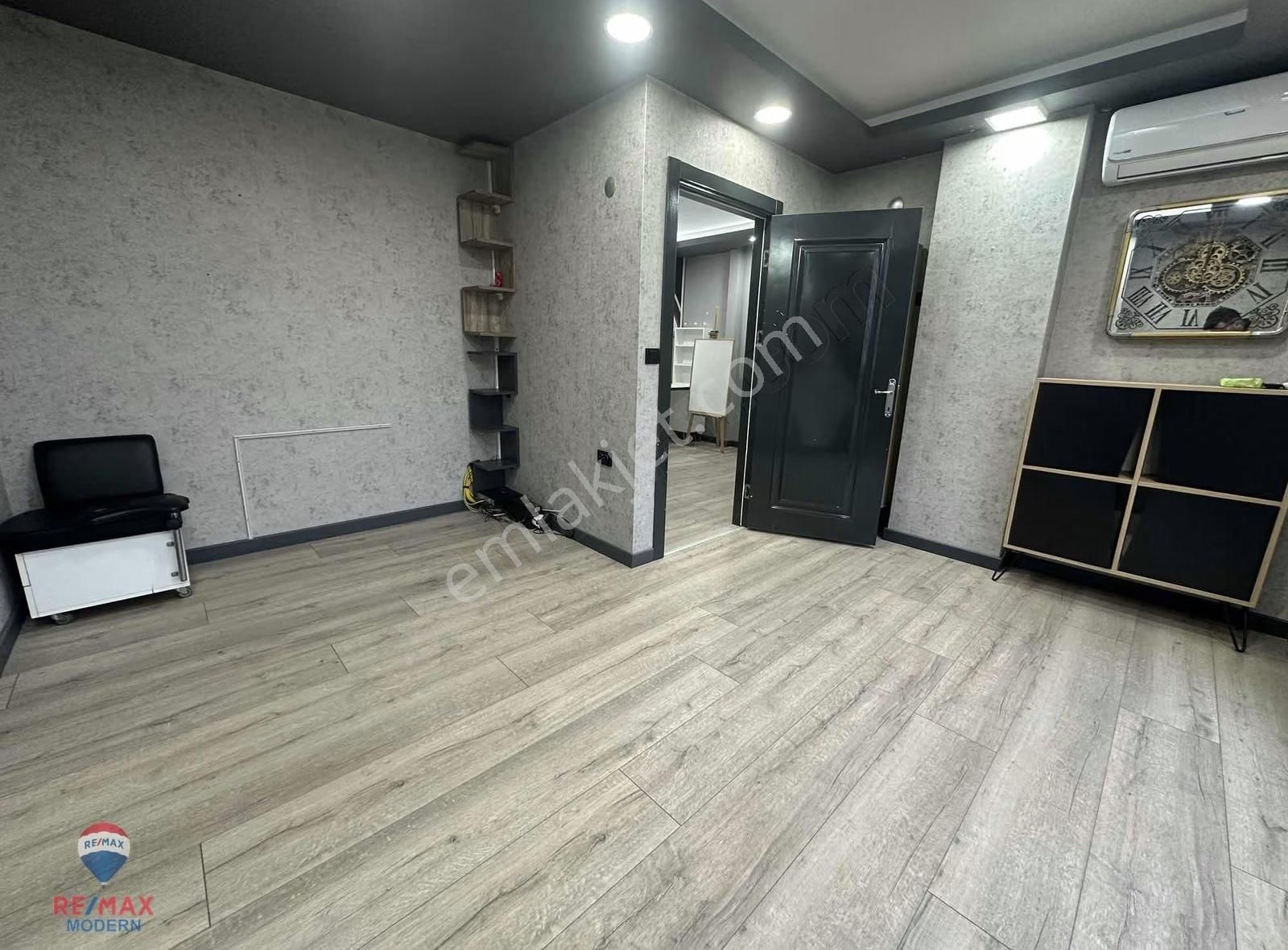 Samet'ten Körfez Işıklarda Kiralık 1+1 Ofis - Görsel 13