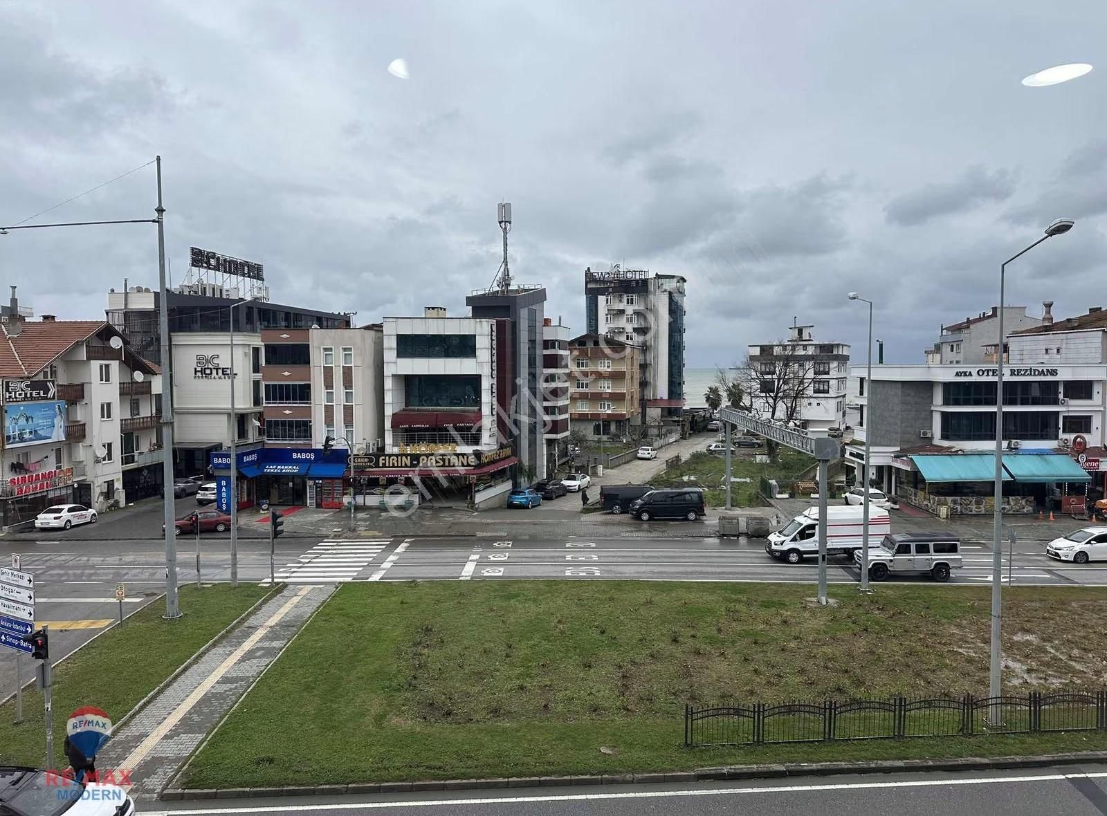 Samet'ten Körfez Işıklarda Kiralık 1+1 Ofis - Görsel 7