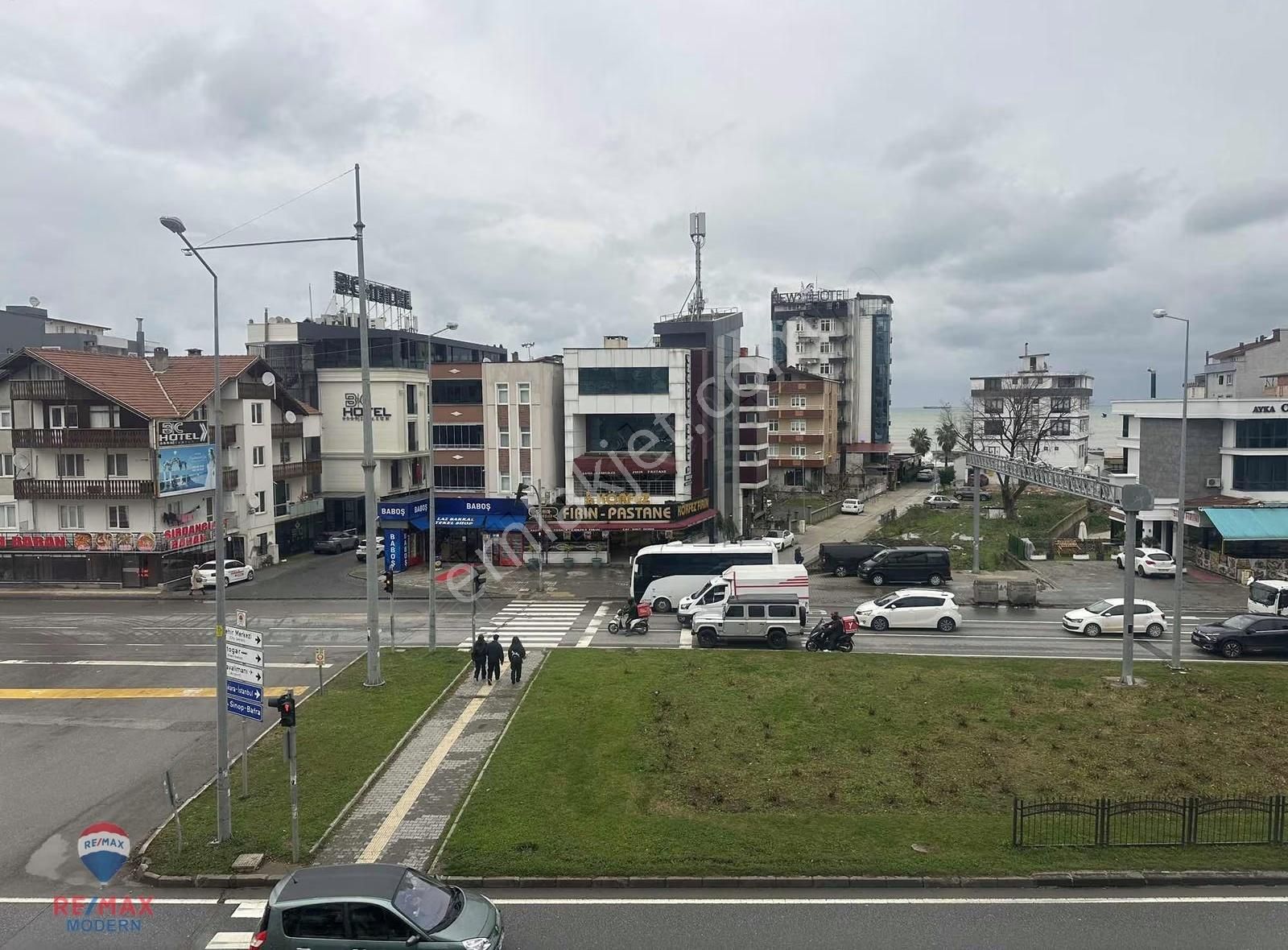 Samet'ten Körfez Işıklarda Kiralık 1+1 Ofis - Görsel 11