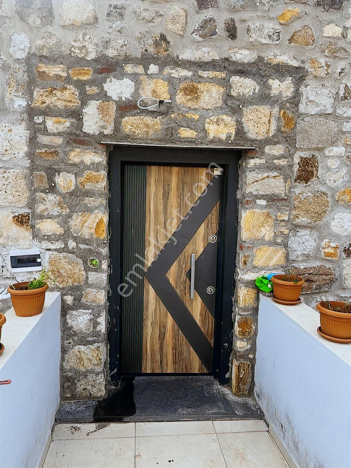 İzmir Foça Foçaköy'de Satılık 300m2 Müstakil Dubleks Taş Villa - Görsel 8