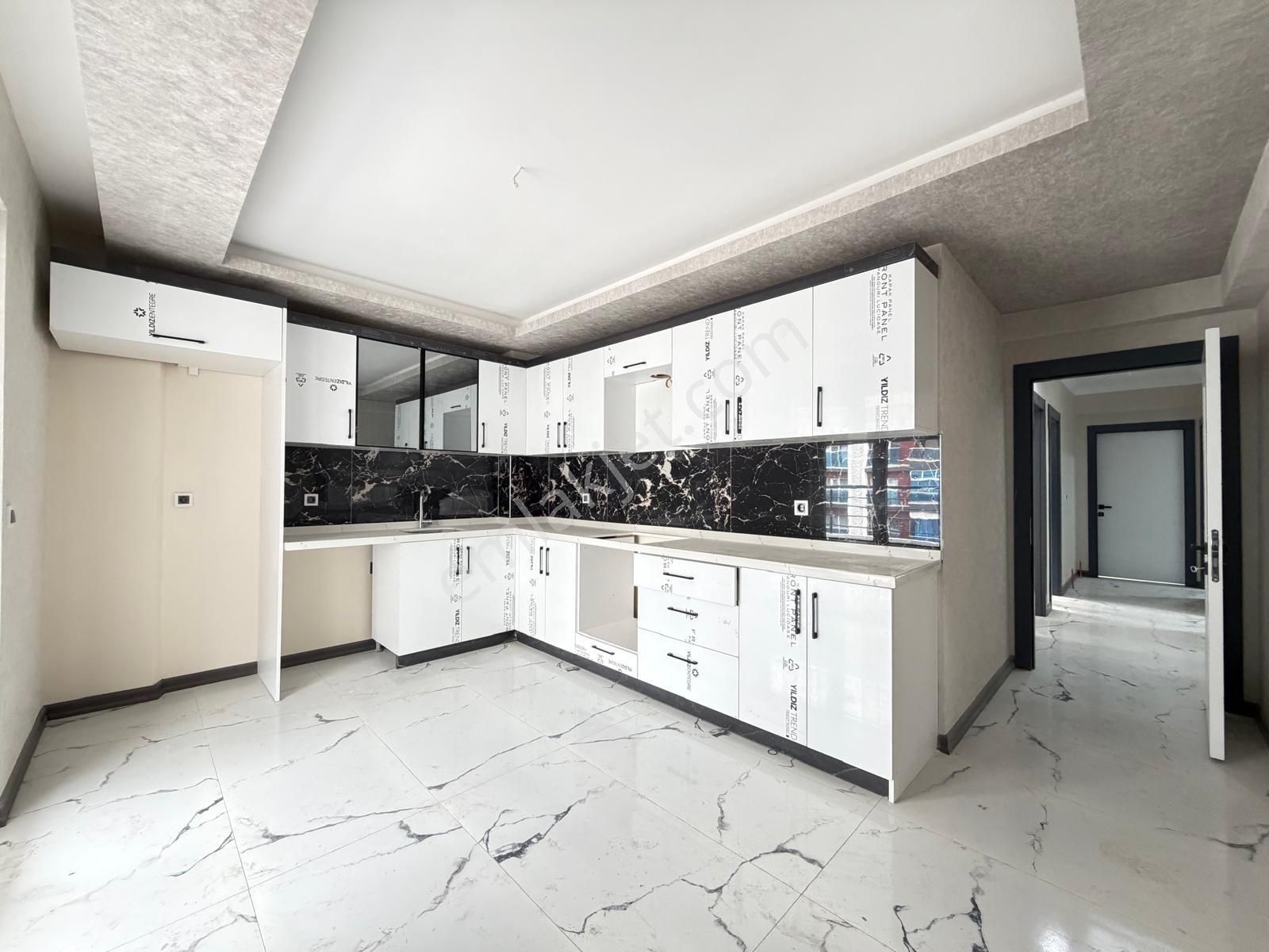 Başpınar Kudüs Parkı.yakını 3.kat 3+1 Ç.banyo Vestiyer Teras Balkonlu Ön Cephe - Görsel 4