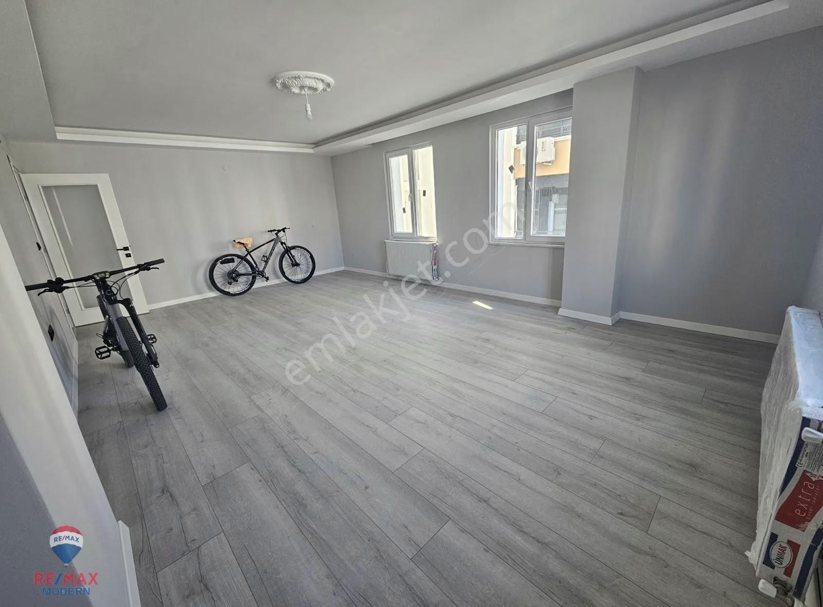 19 Mayıs Bulvarı Üzerinde Satılık 3+1 - Görsel 10