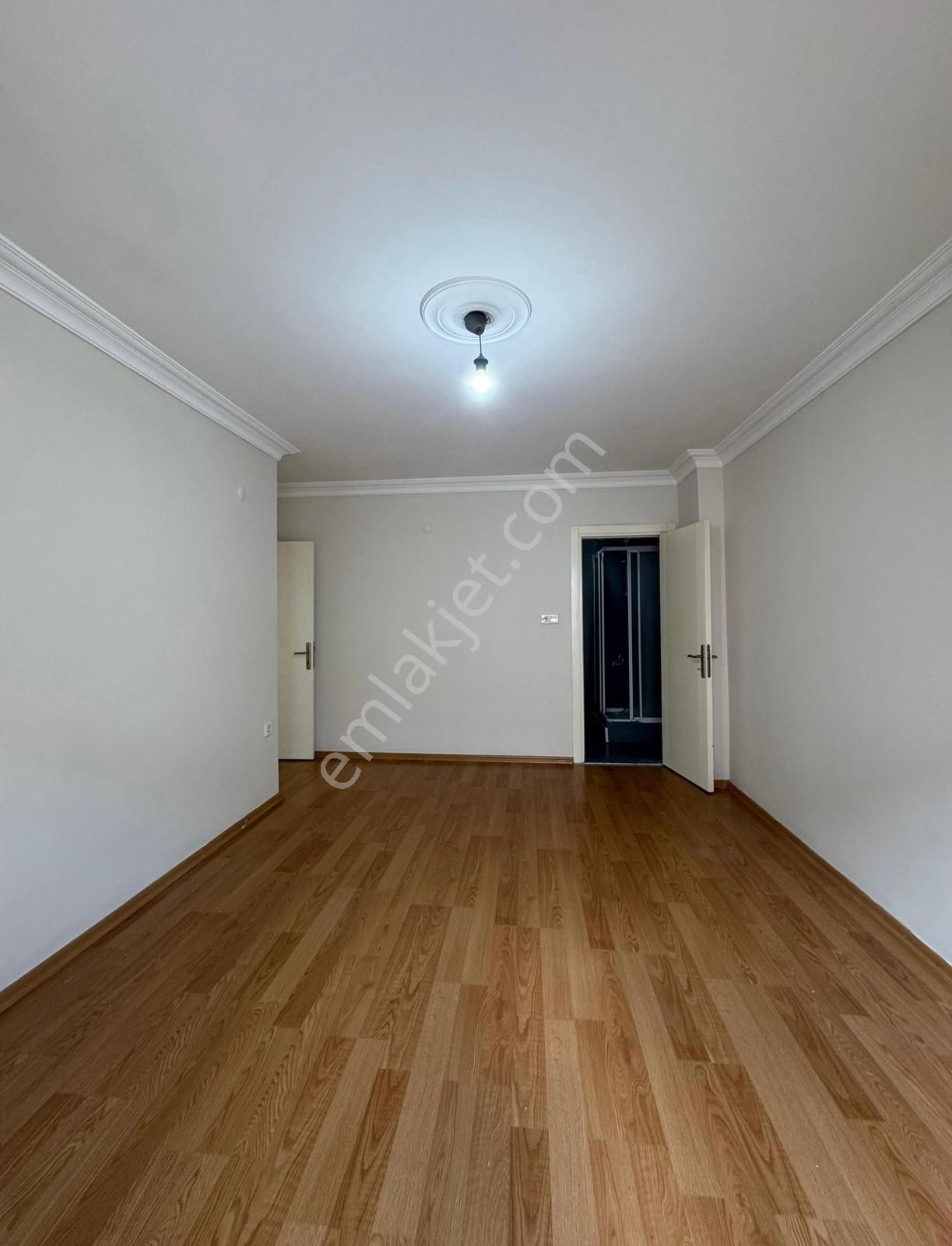 Tuğradan Reşadiye Mahalesinde Satılık Arakat Masrafsız 3+1 Daire - Görsel 18