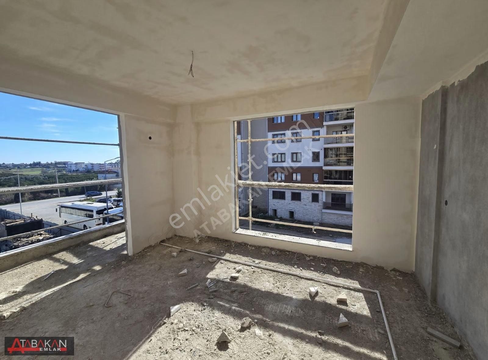 Üniversite Ye 2 Dakika Yürüme Mesafesinde Daire