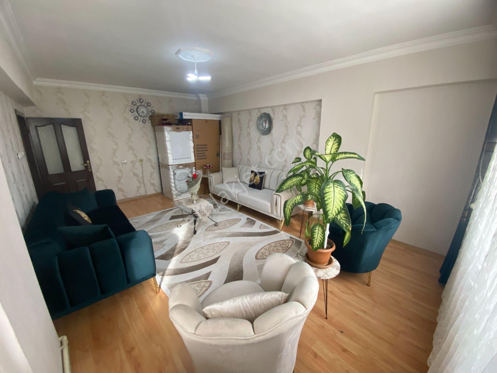 Sincan Buhara Caddesi Cepheli 1.kat Satılık 3+1 Daire - Görsel 3