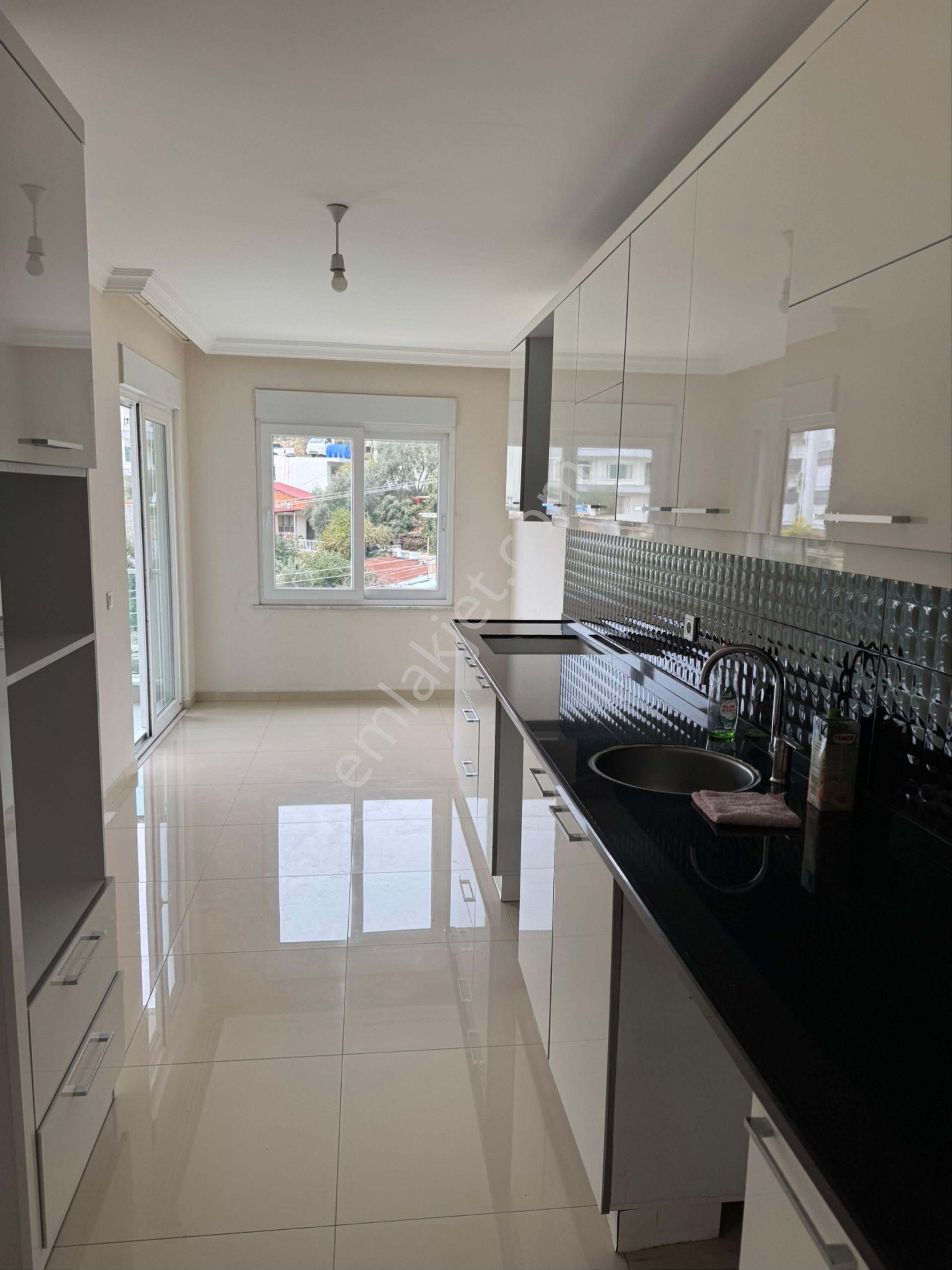 Alanya Çıplaklıda Ayrı Mutfak 2+1 Kiralık Daire - Görsel 6