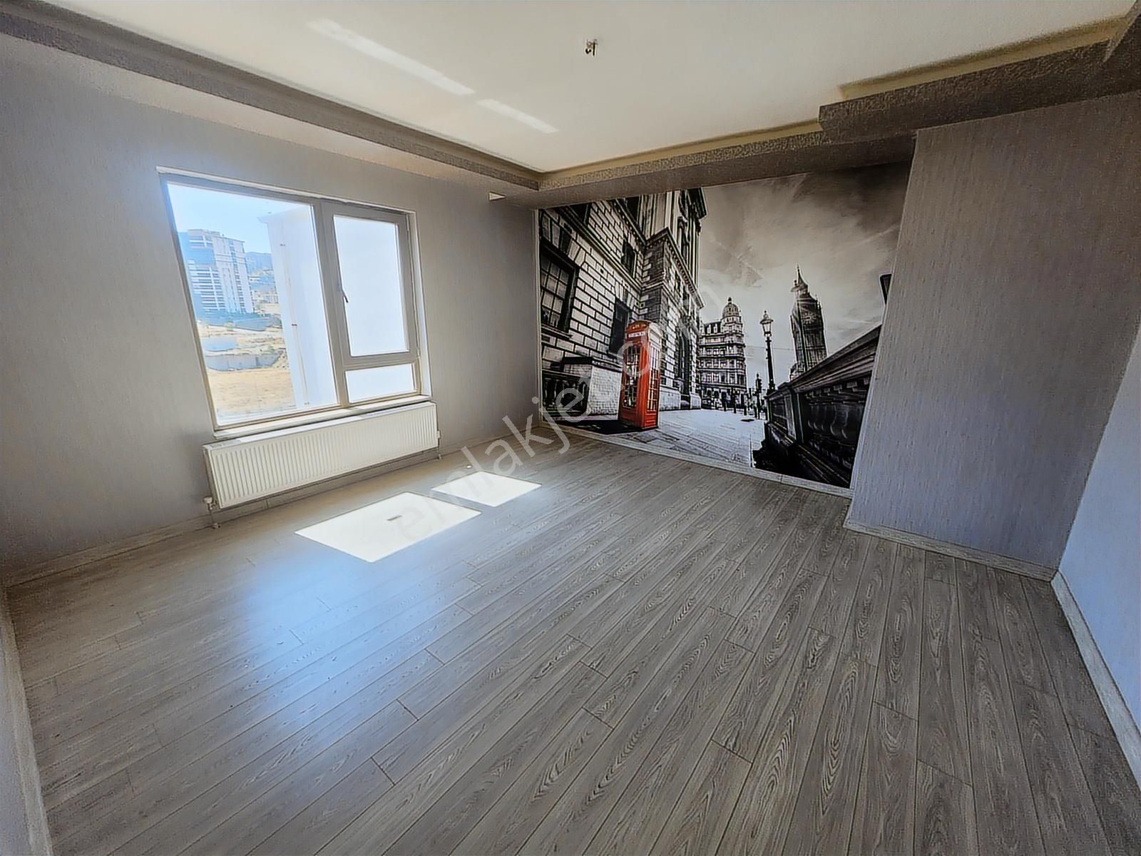 Geniş Ailelere Özel Full Manzaralı 4 Cepheli 270m2 Dubleks Daire - Görsel 32