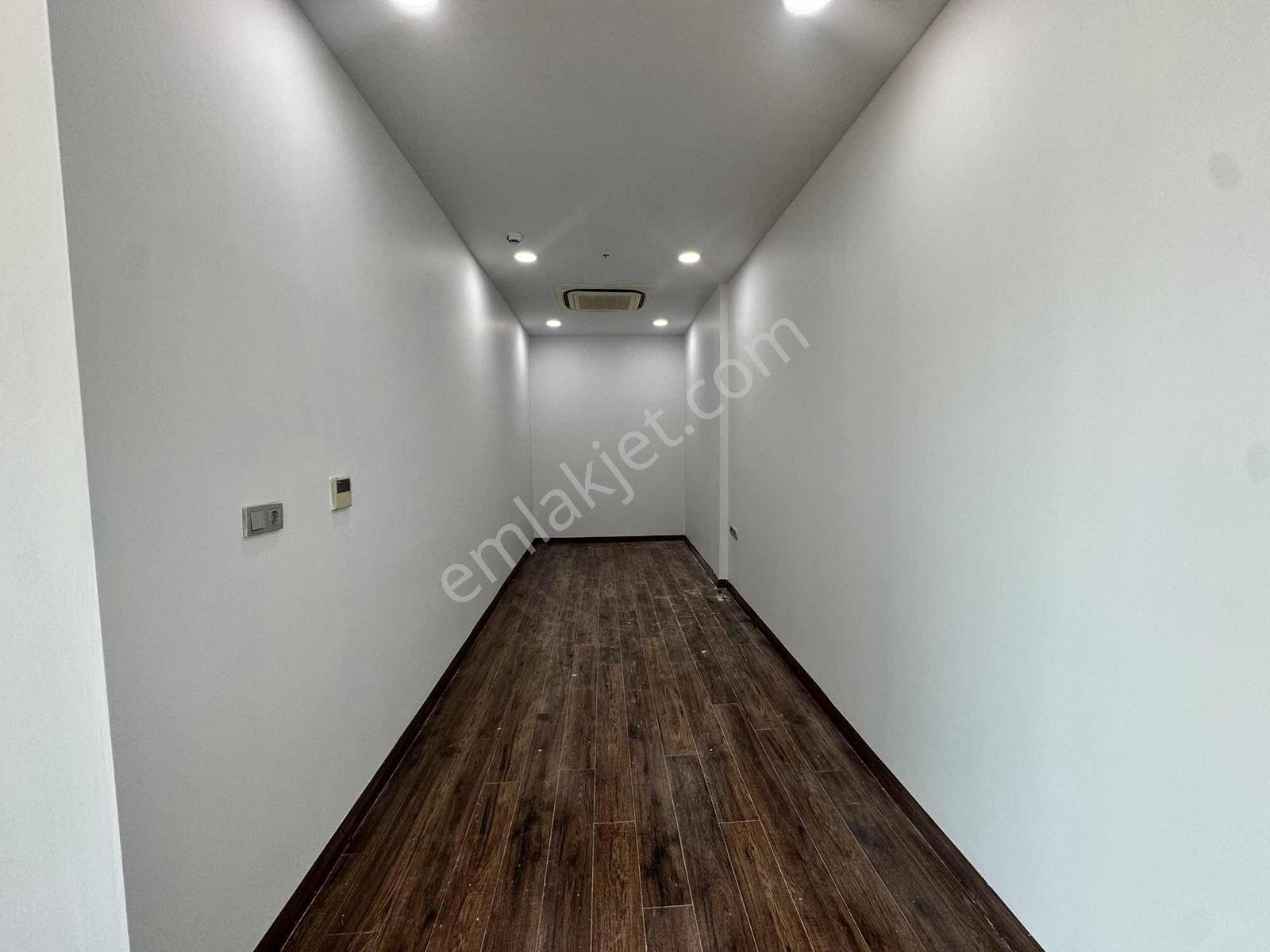 Zeno Business Center Da Geniş Kiralık Ofis - Görsel 23