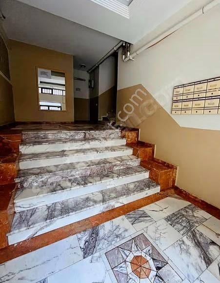 Alt Kaynarca'da Yatırım Değeri Yüksek Satılık Fırsat 2+1 Daire - Görsel 5